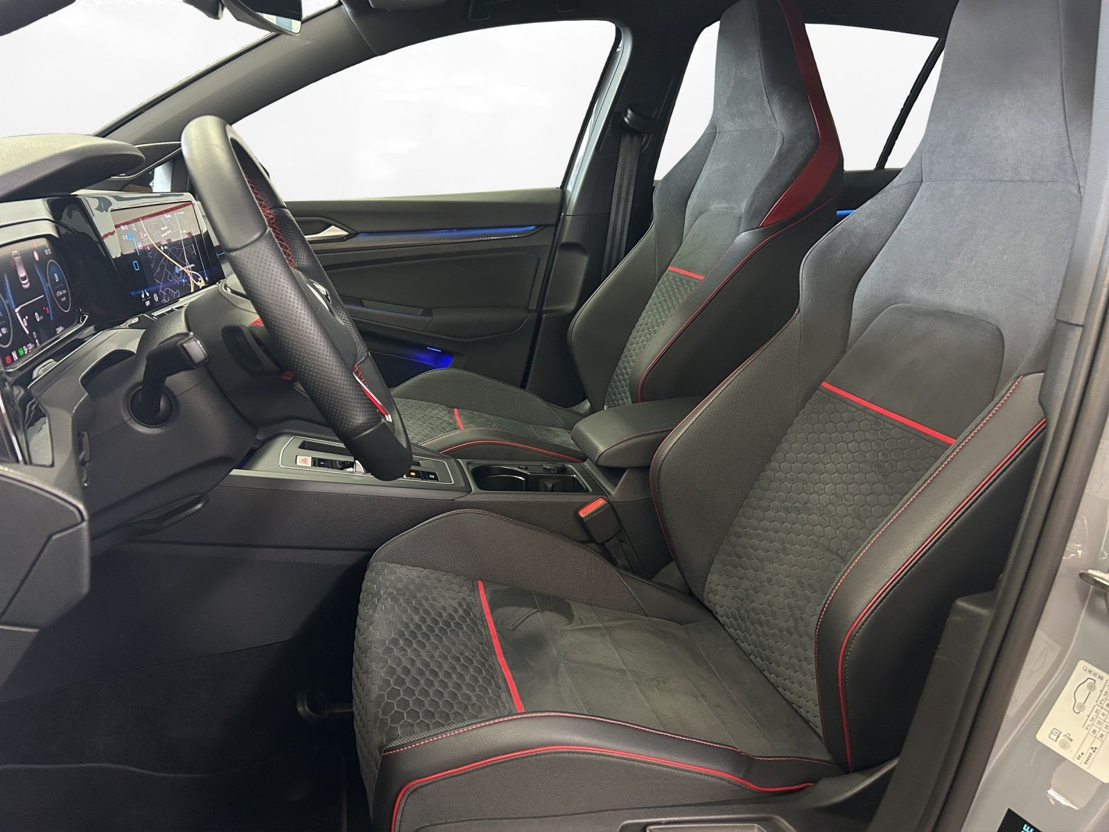 Volkswagen - Golf GTI_15