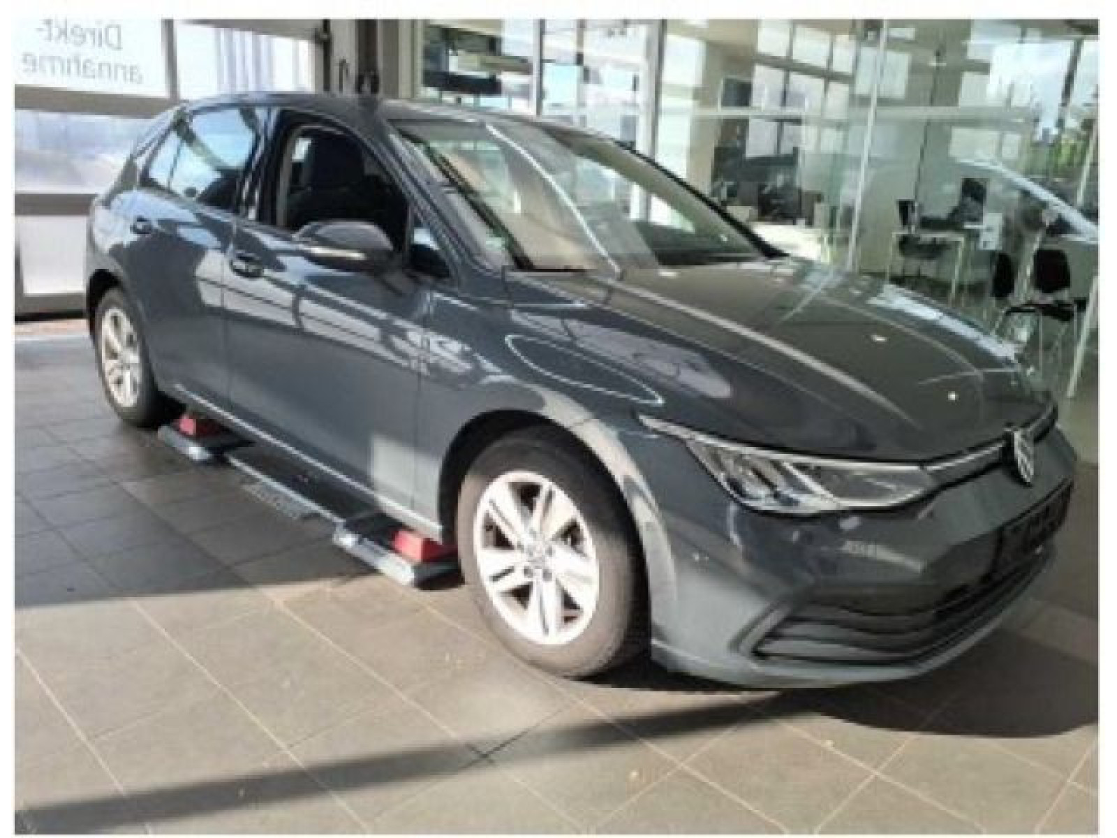 Volkswagen - Golf_4