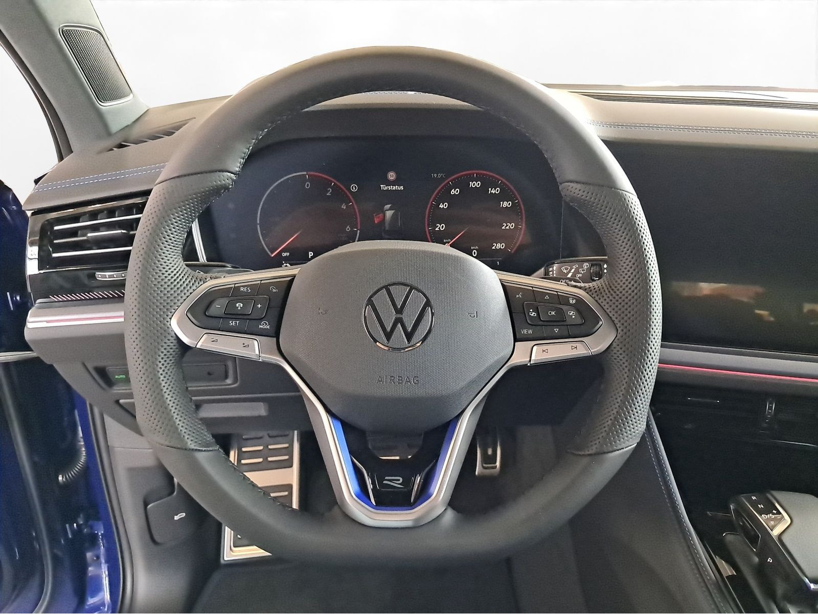 Volkswagen - Touareg_8
