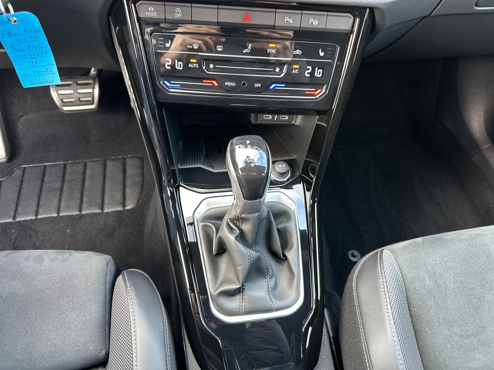 Volkswagen - T-Roc_17