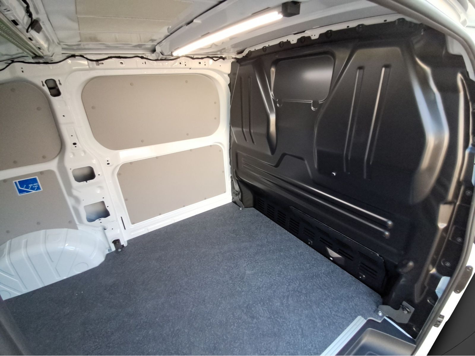 Volkswagen - Transporter Kasten_15