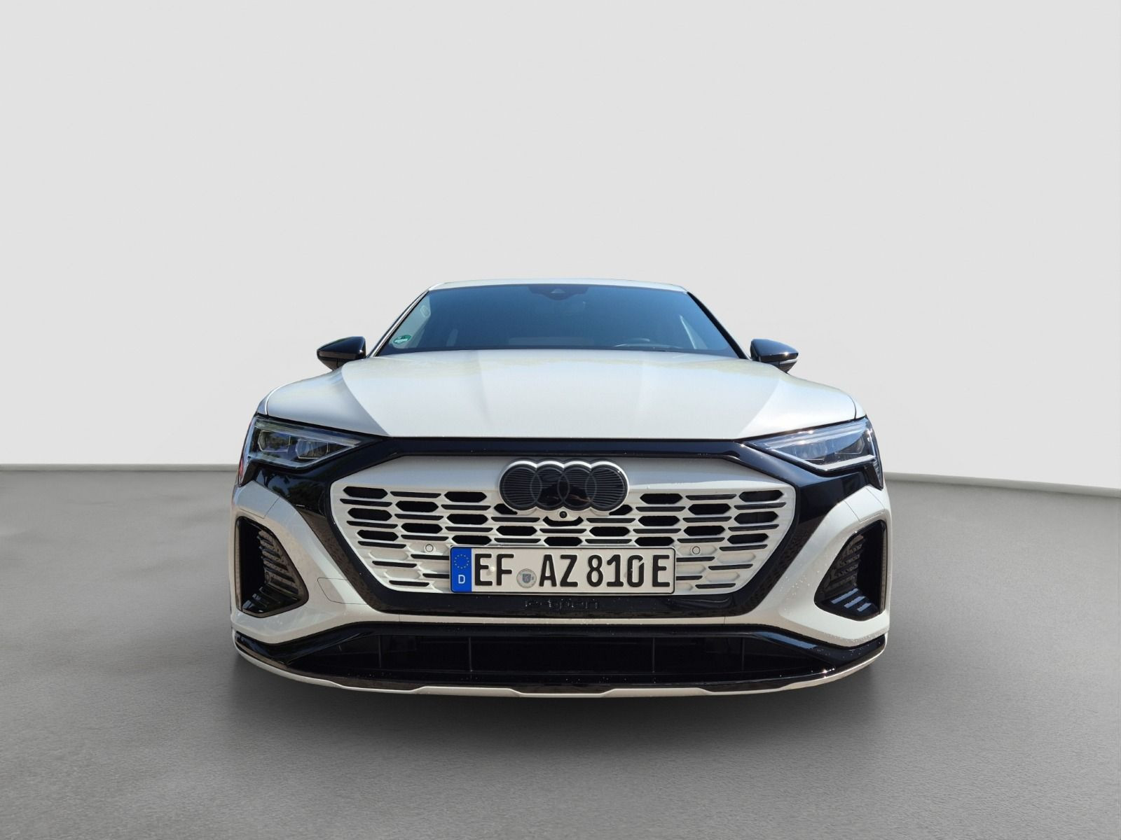 Audi - Q8 e-tron_4