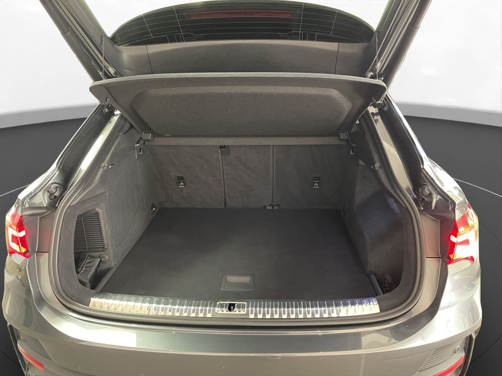 Audi - Q3 Sportback_24