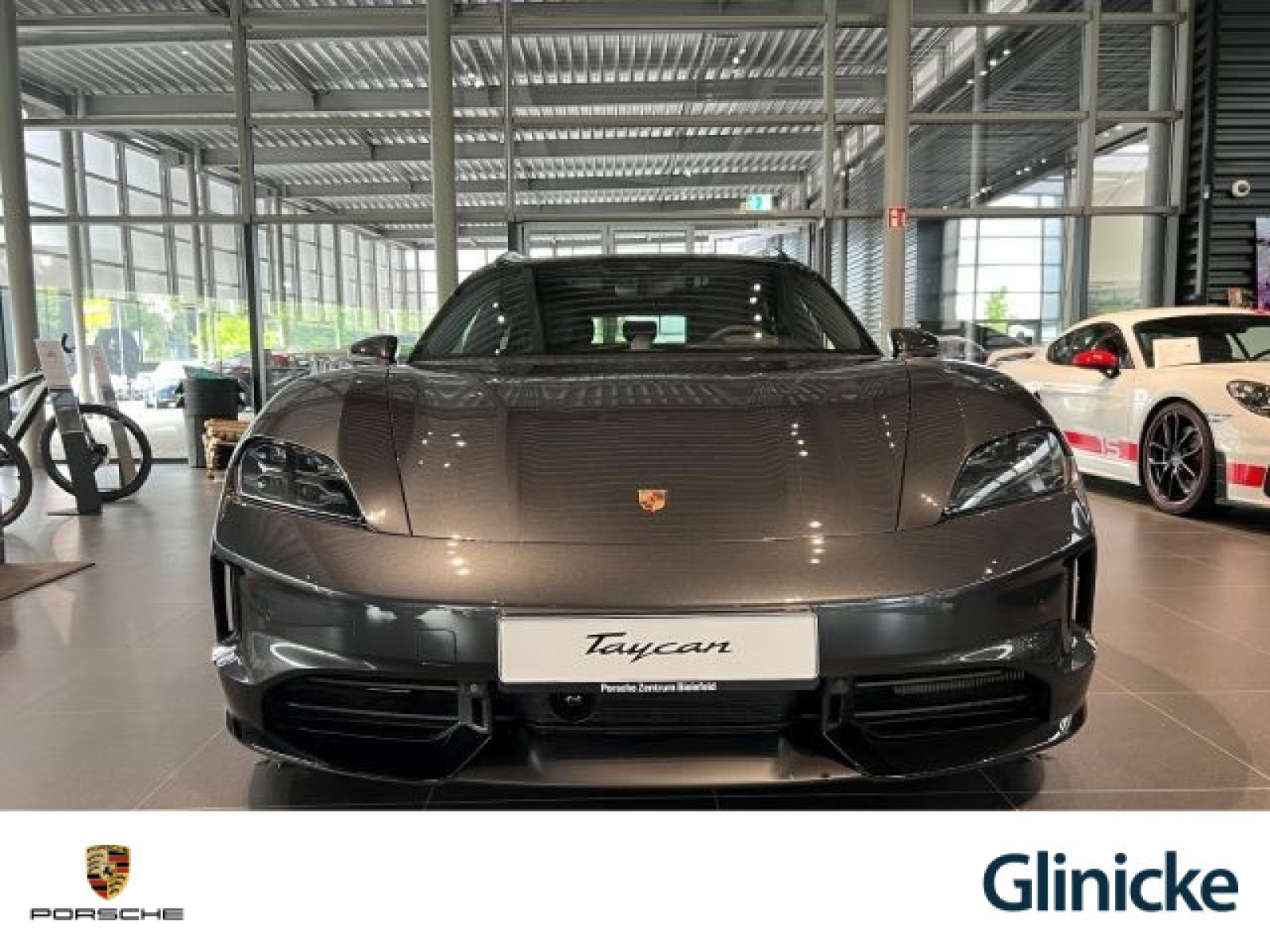 Porsche - Taycan_5