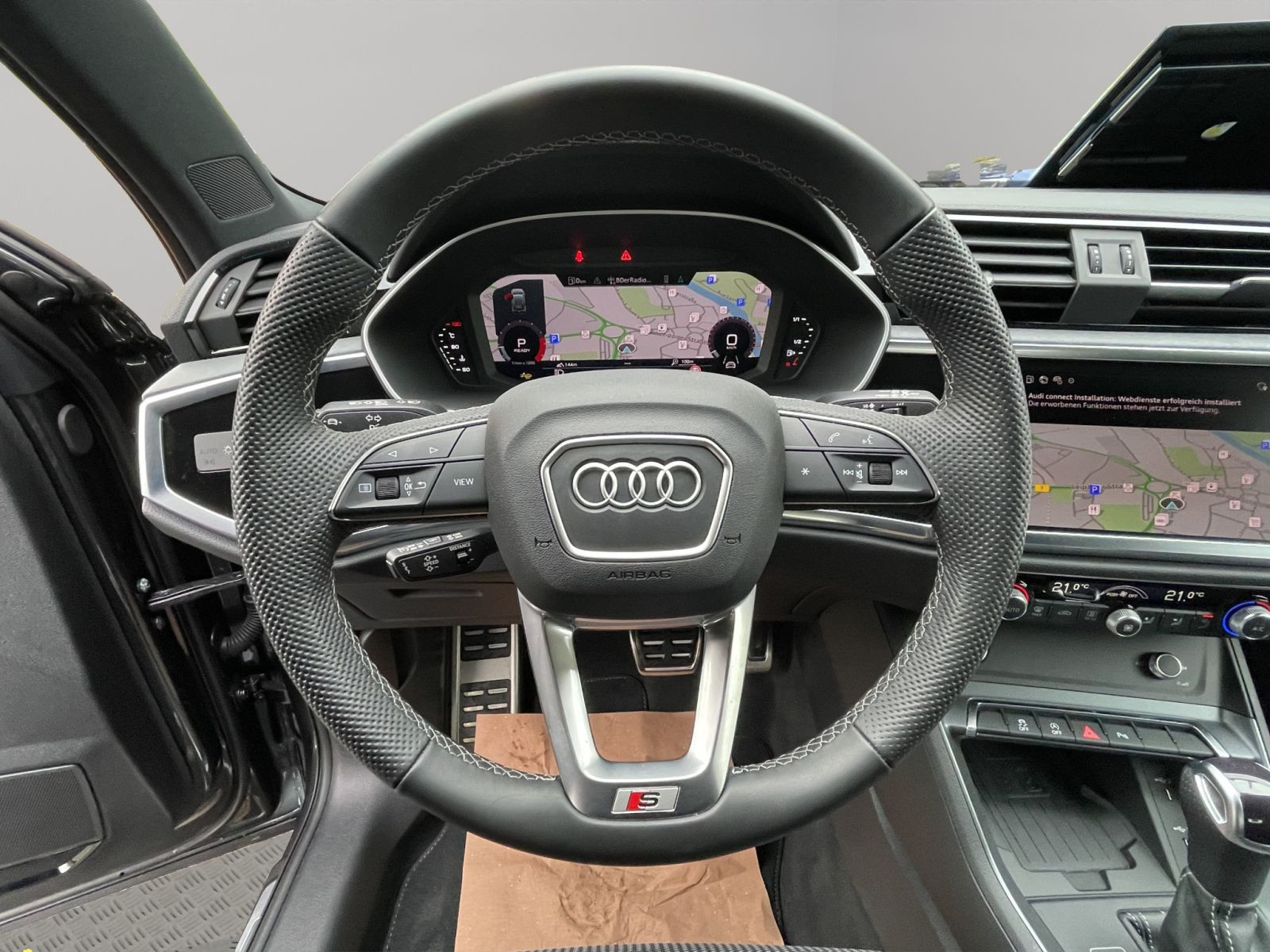 Audi - Q3_12 Audi - Q3_12
