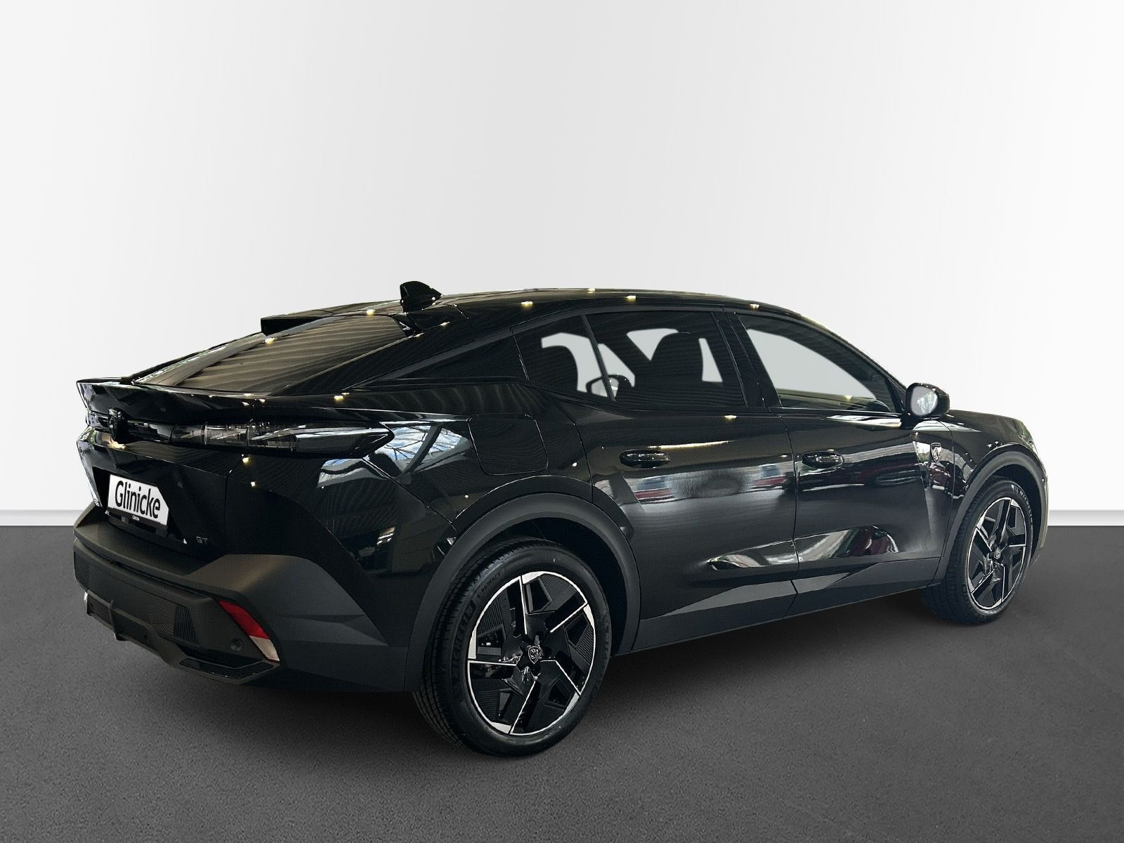 Peugeot - 408_4