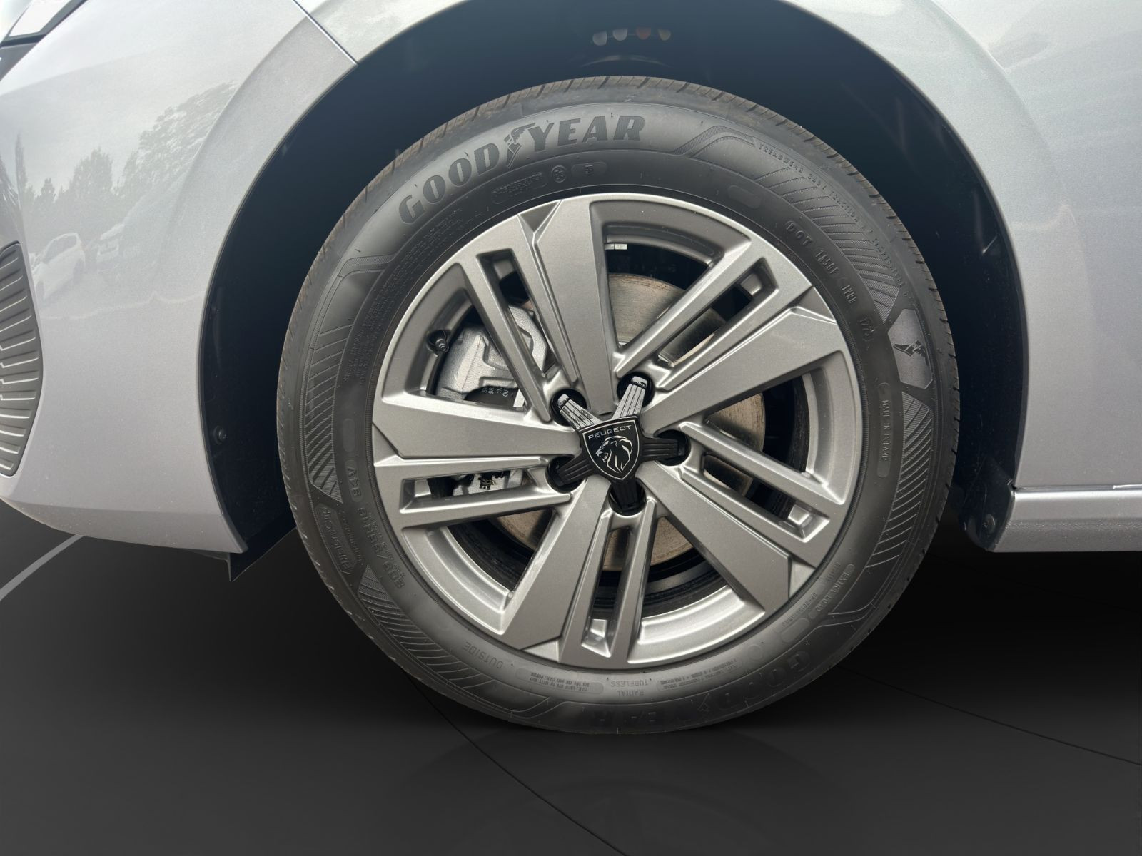 Peugeot - 308_13