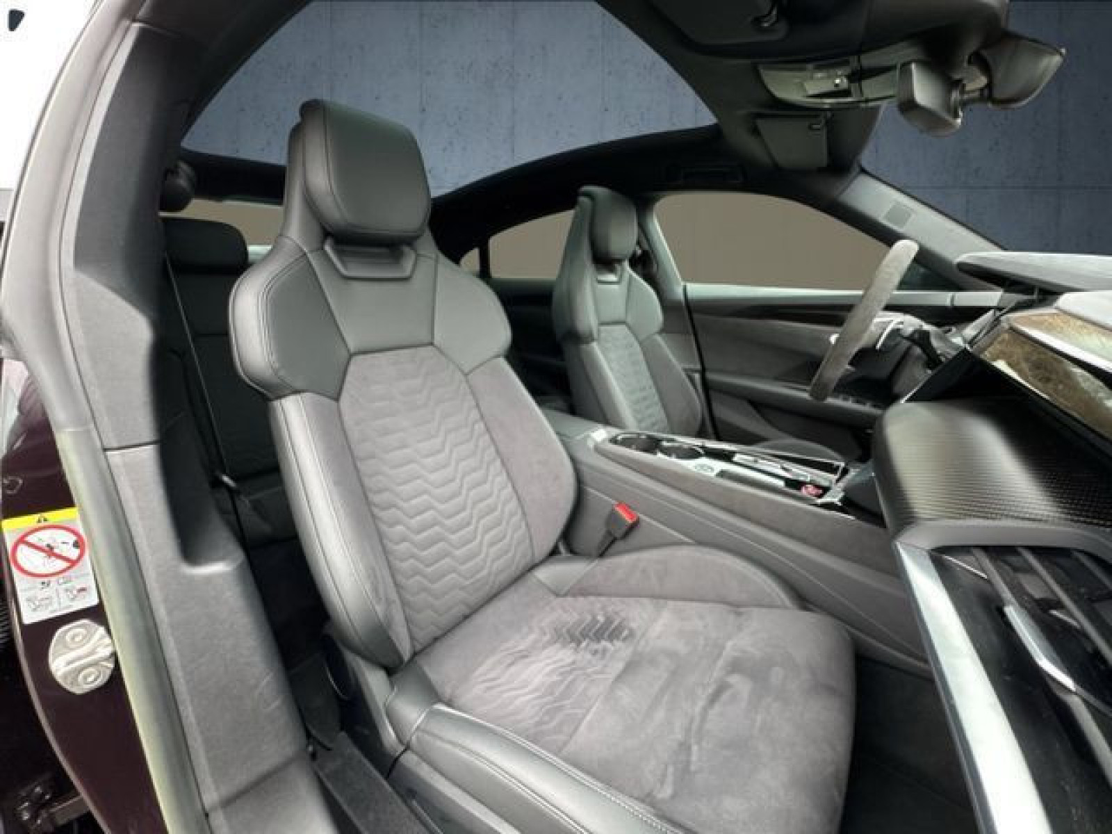 Audi - e-tron GT quattro_16