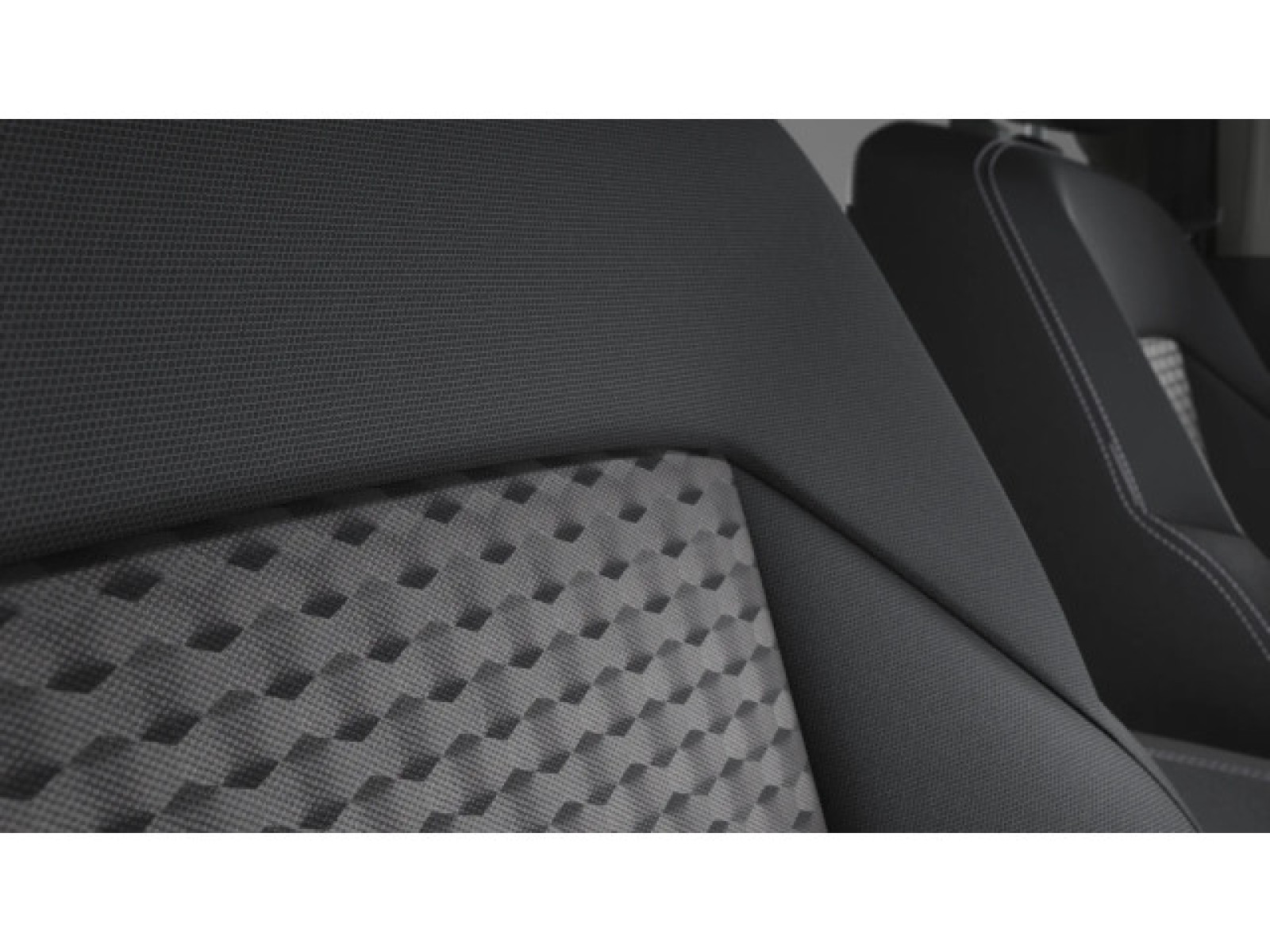 Volkswagen - Amarok_11