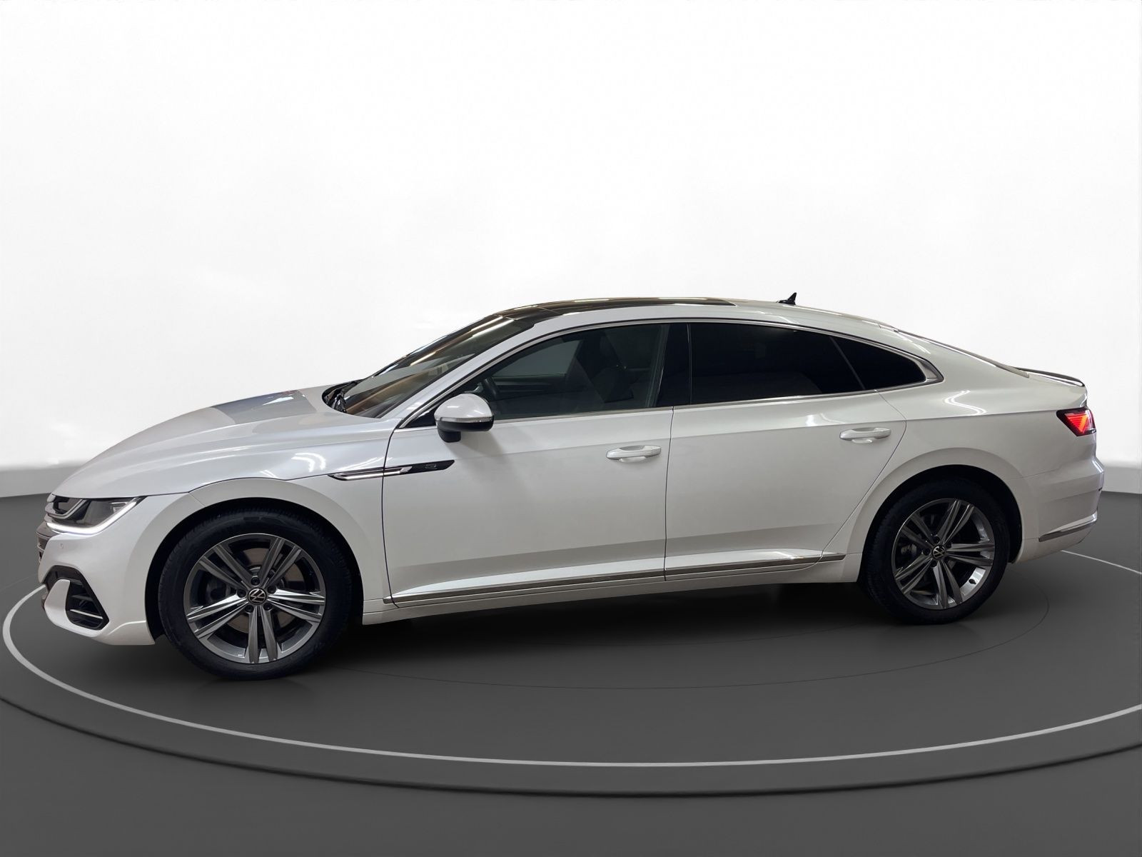 Volkswagen - Arteon_8