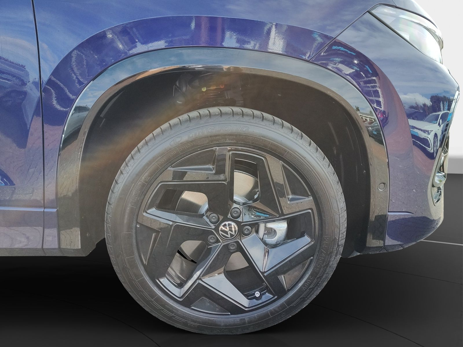 Volkswagen - Tayron_16