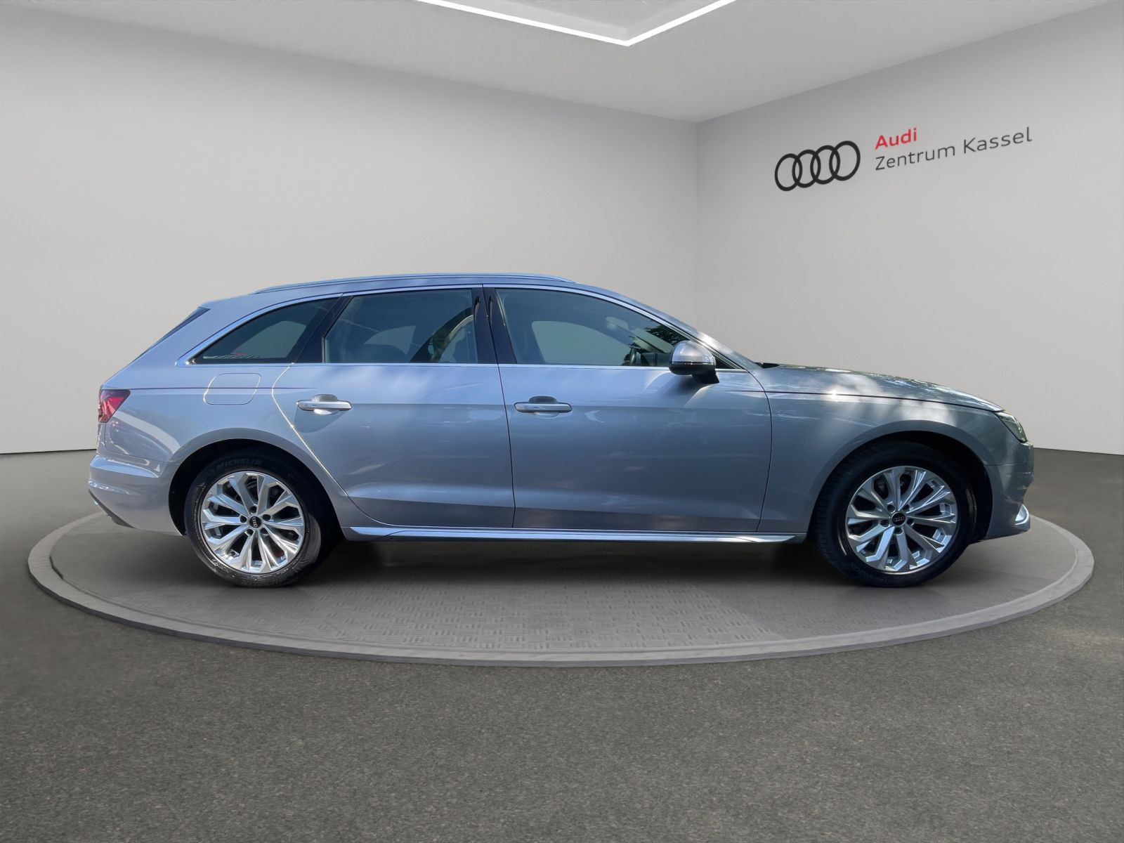 Audi - A4 Avant_6