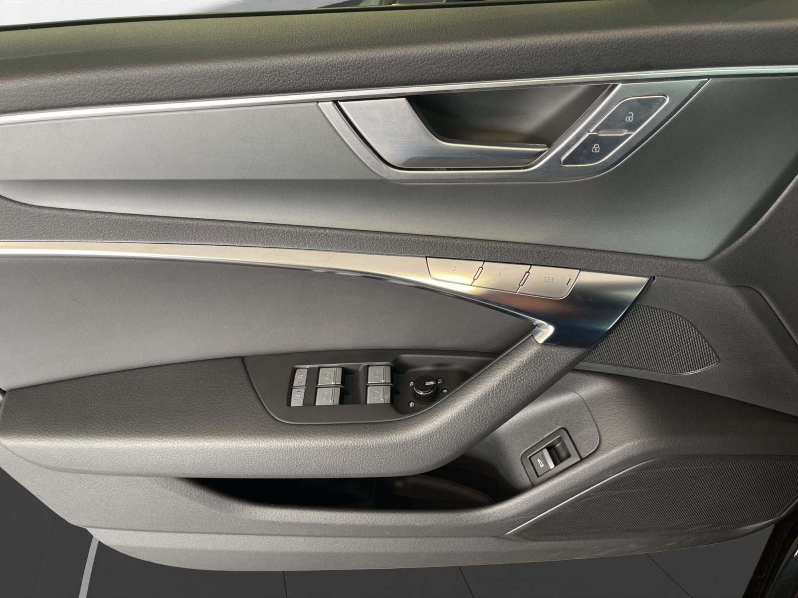 Audi - A6 Avant_12