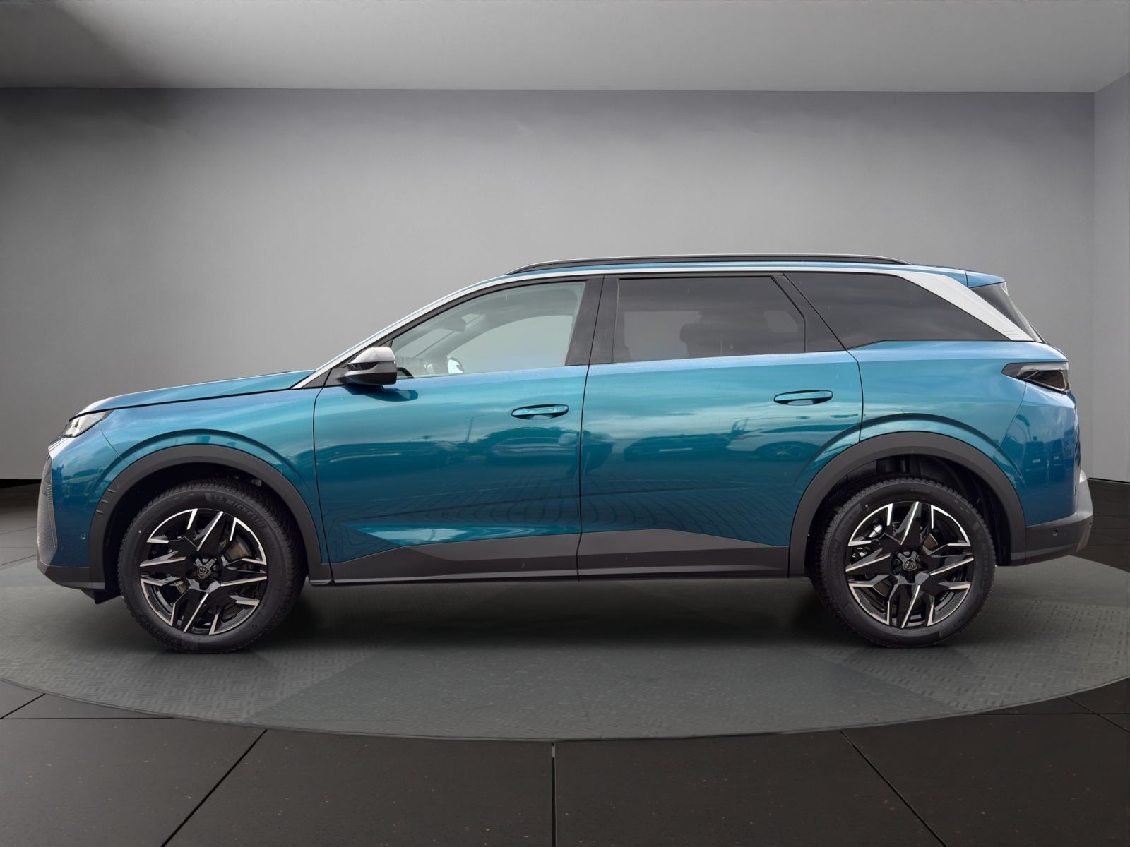 Peugeot - 5008_2