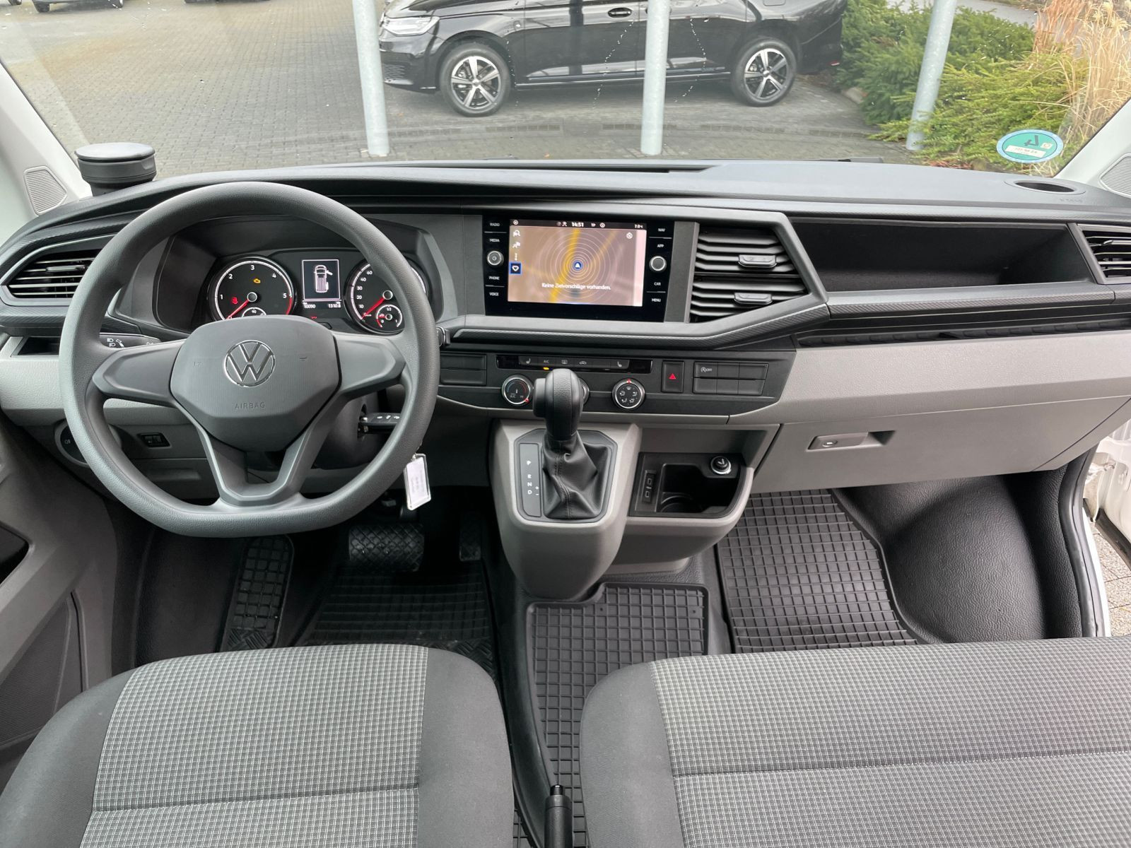Volkswagen - T6.1 Kombi_11