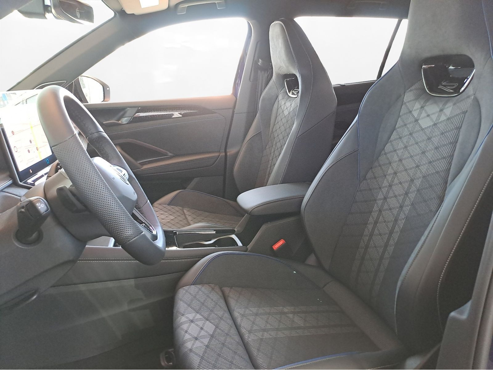 Volkswagen - Tayron_10