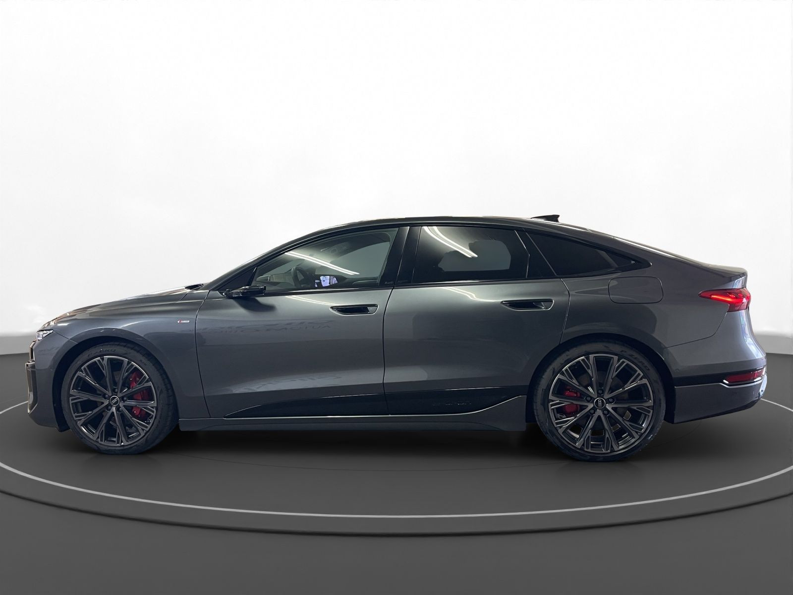 Audi - A6 Sportback e-tron_8