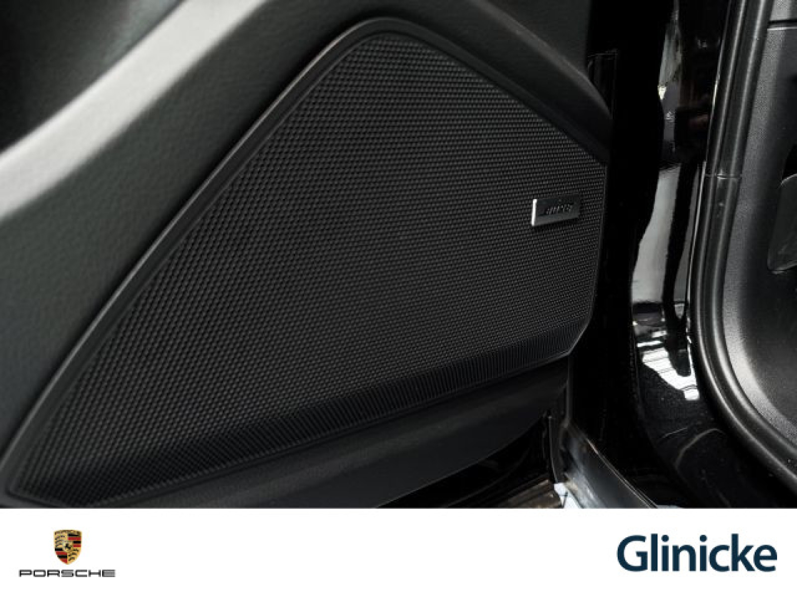 Porsche - Cayenne_25