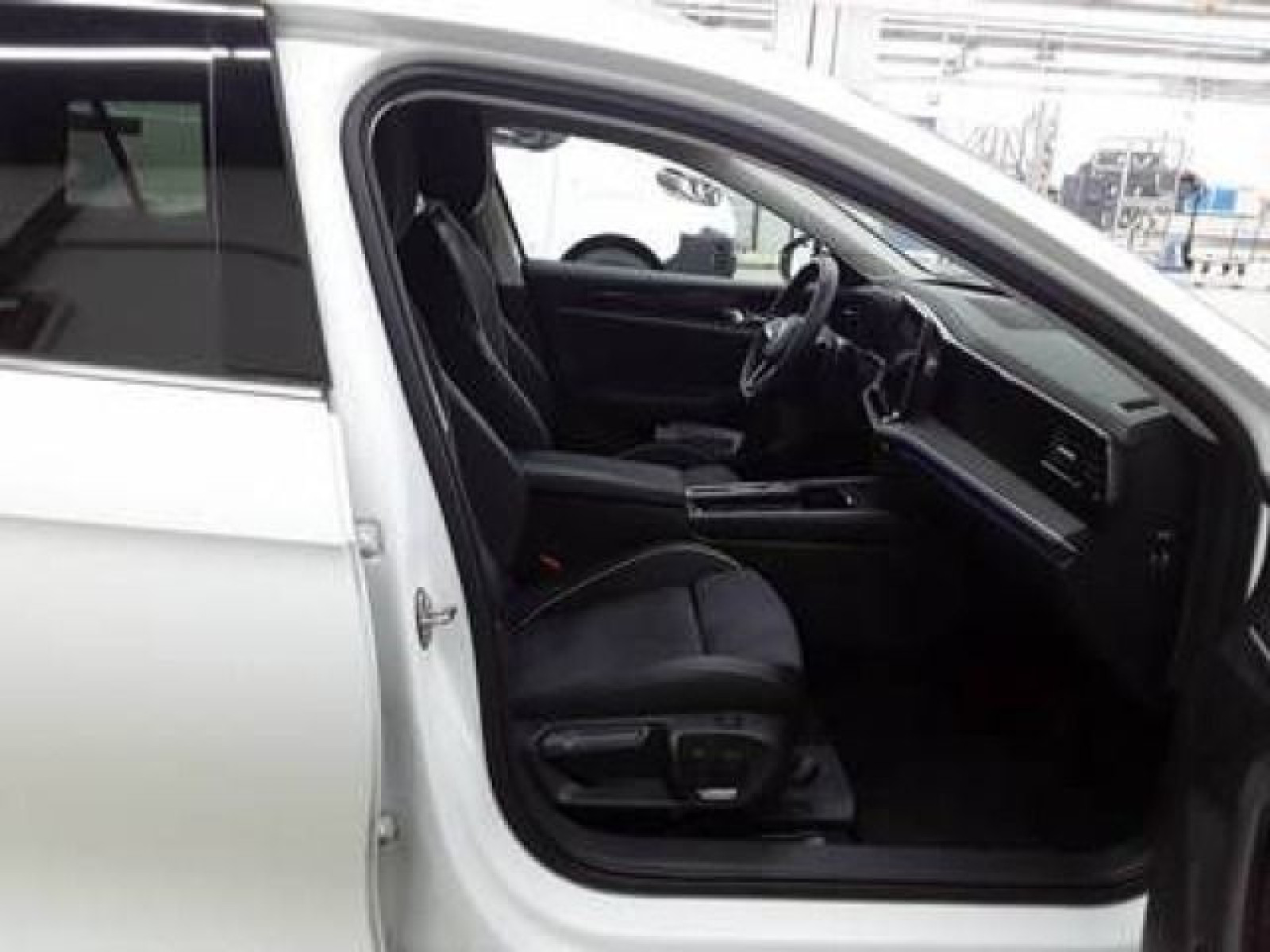 Volkswagen - Passat Variant_5