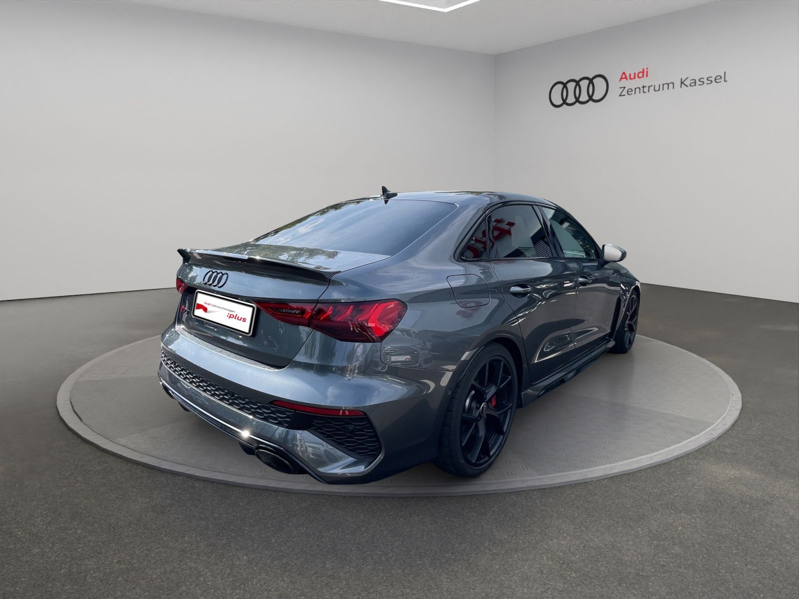 Audi - RS 3 Limousine_7
