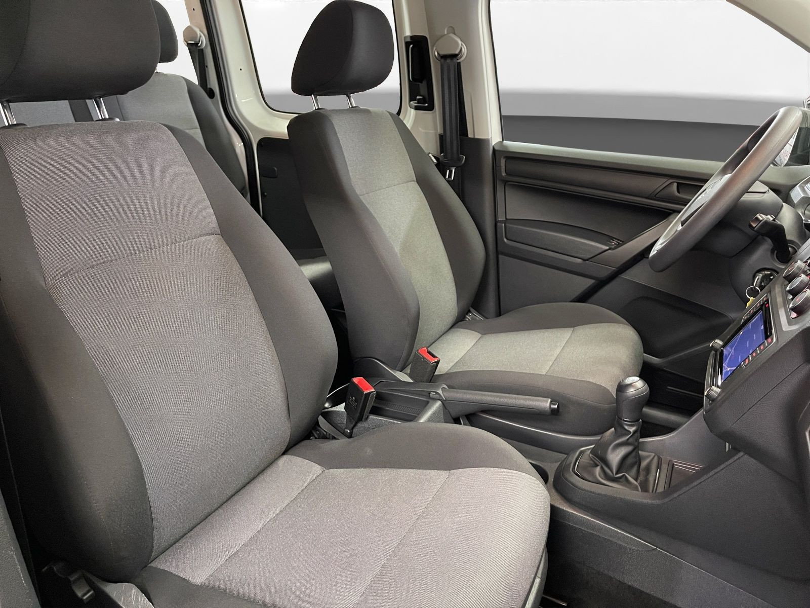 Volkswagen - Caddy Maxi_17