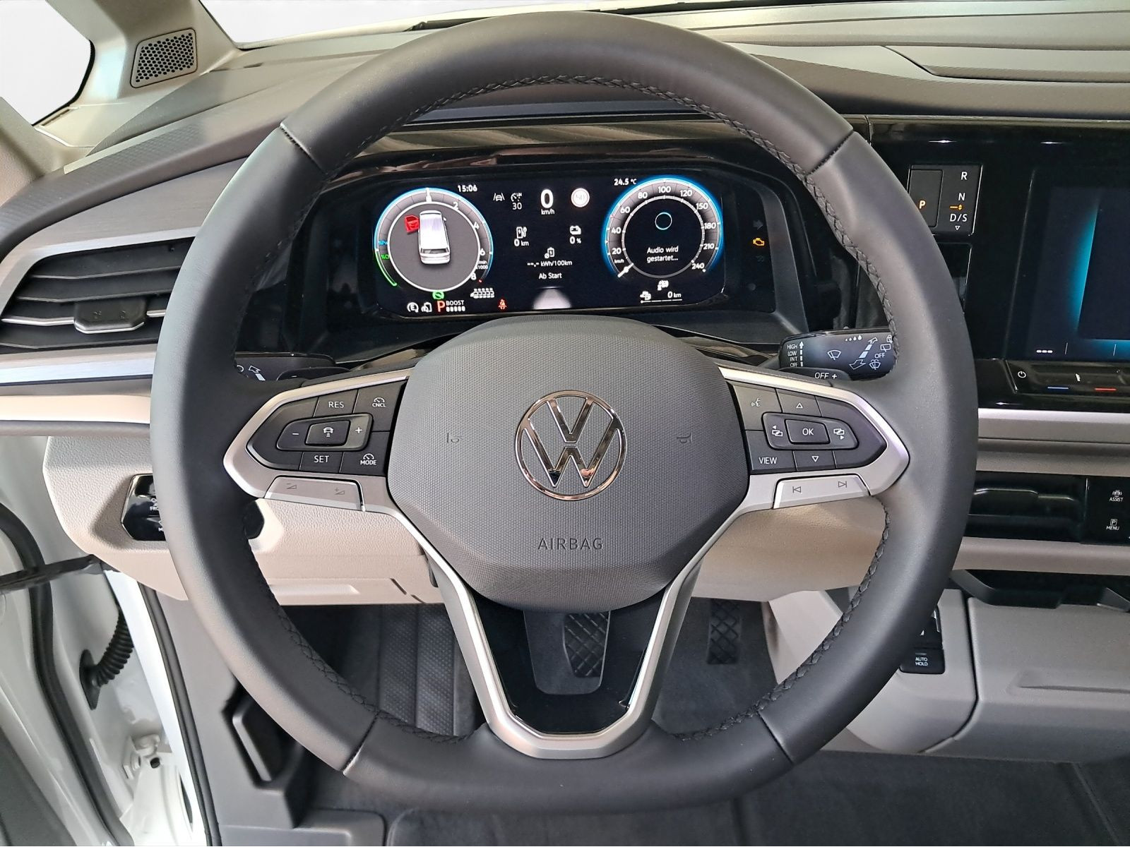 Volkswagen - Multivan_7
