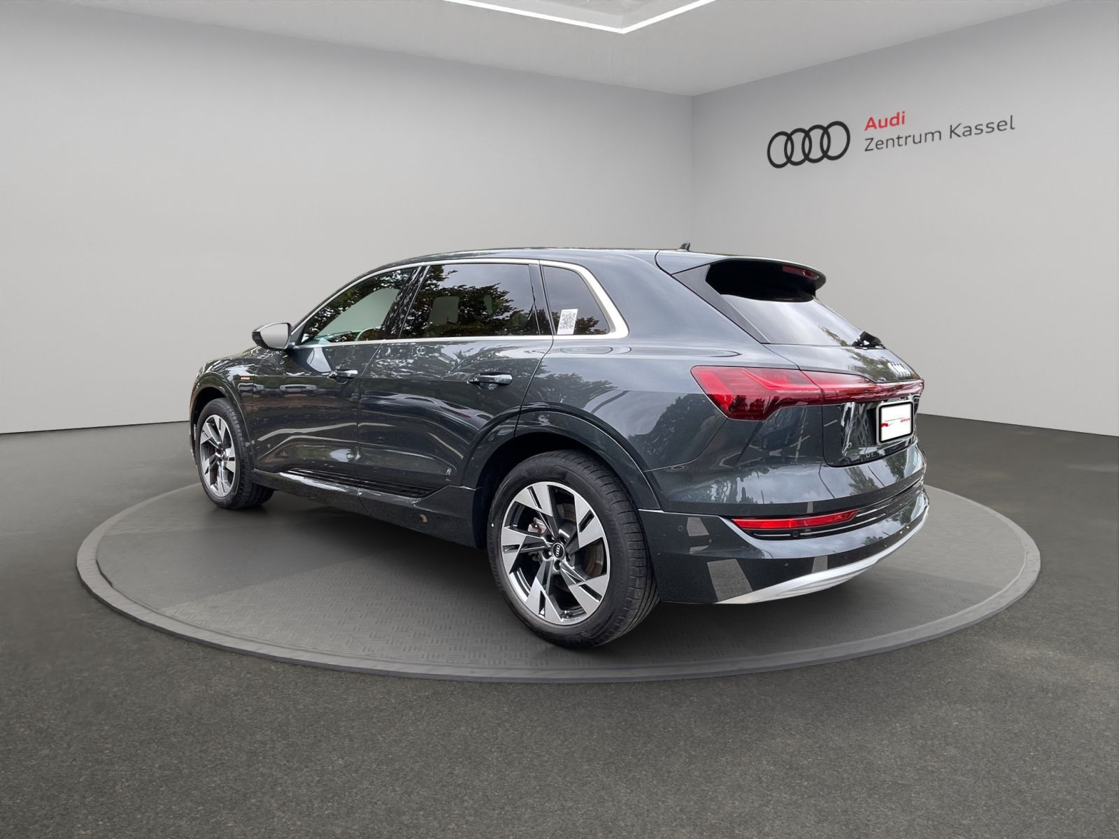 Audi - e-tron_5