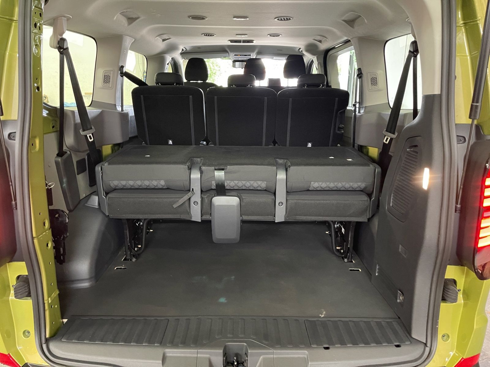Volkswagen - Transporter Kombi_20