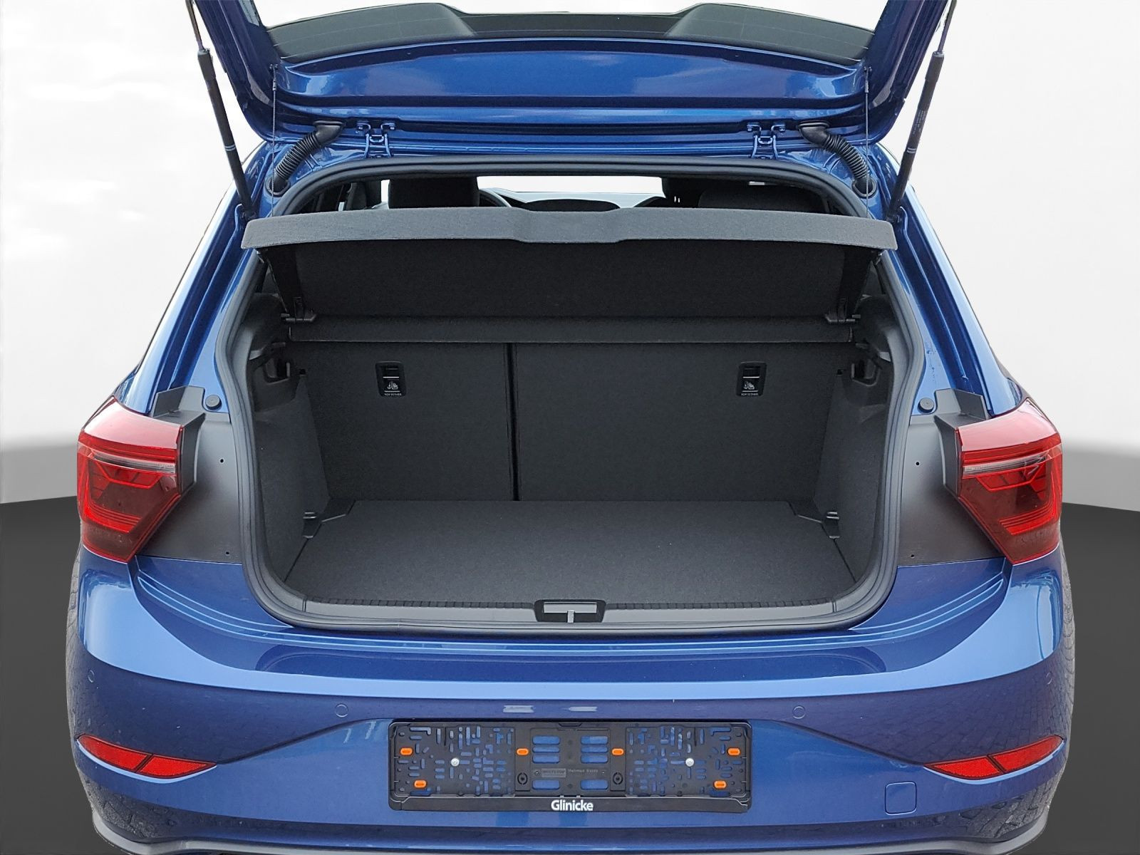 Volkswagen - Polo_12