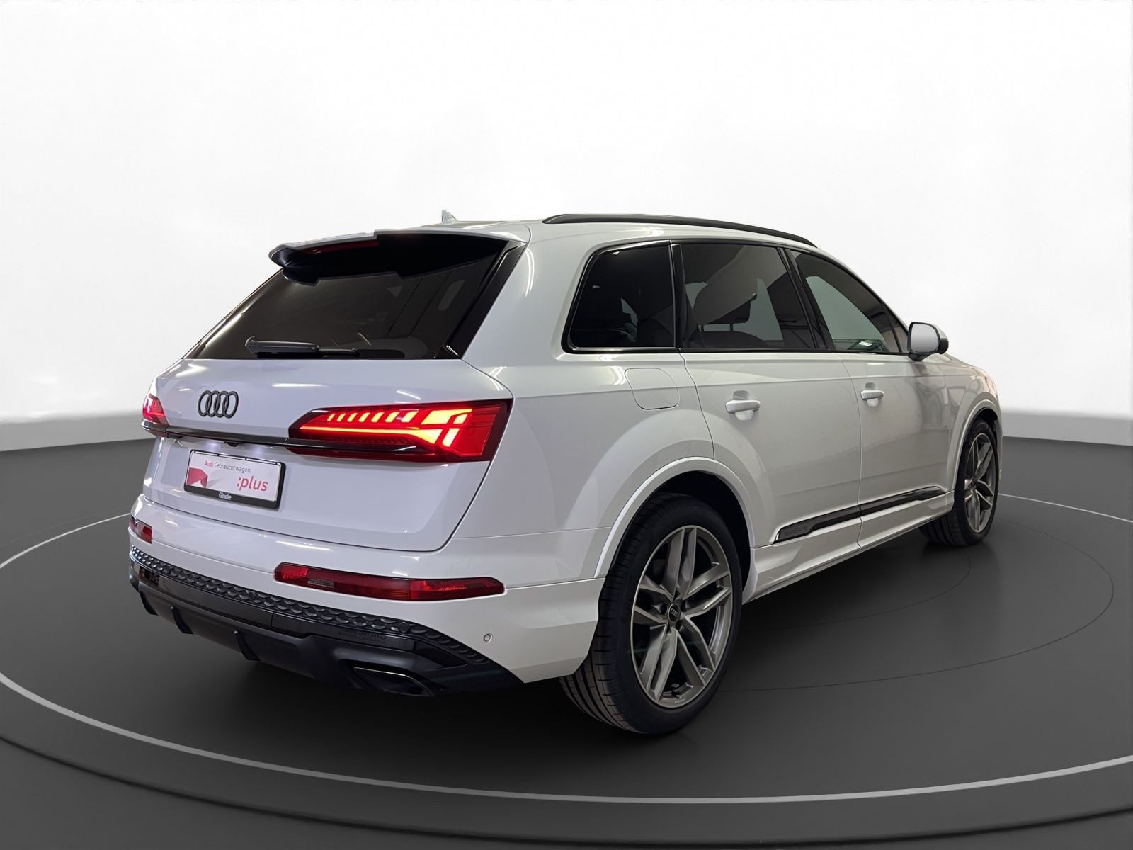 Audi - Q7_6