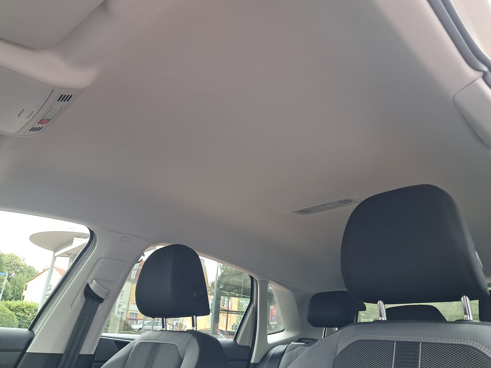 Volkswagen - Polo_14