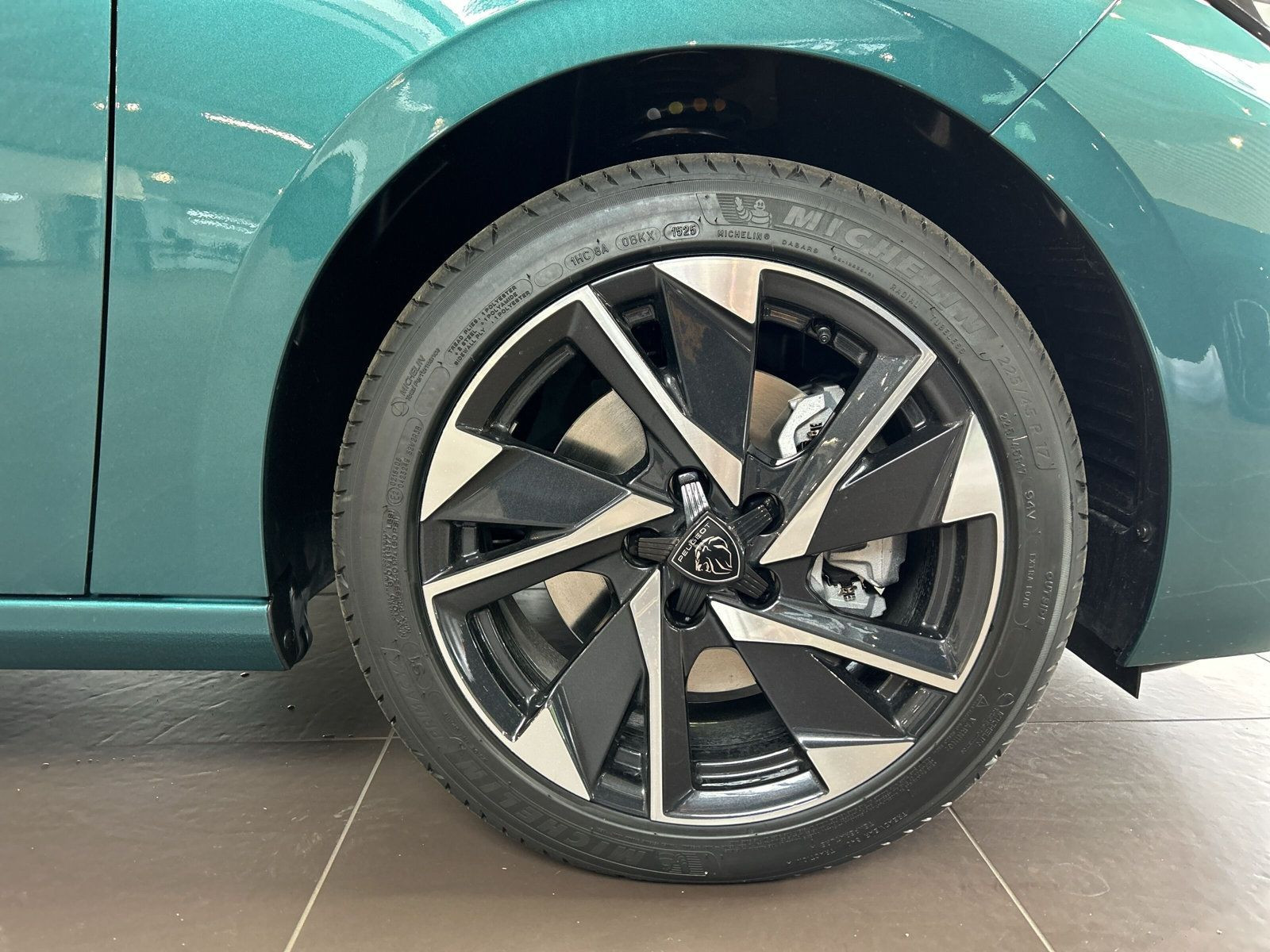 Peugeot - 308_11