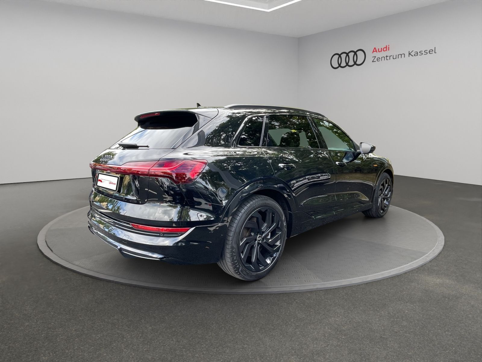 Audi - e-tron_7