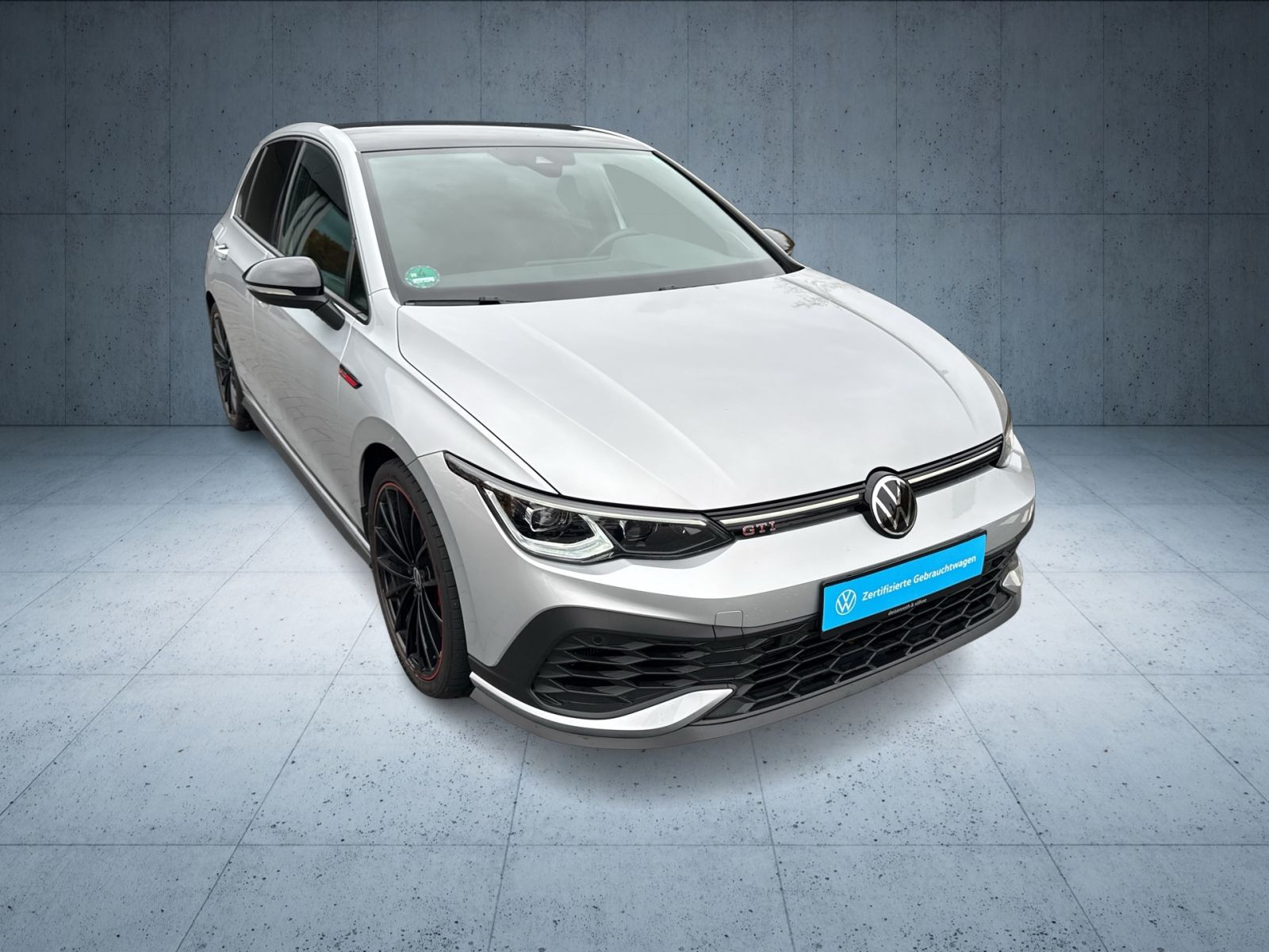 Volkswagen - Golf GTI_31