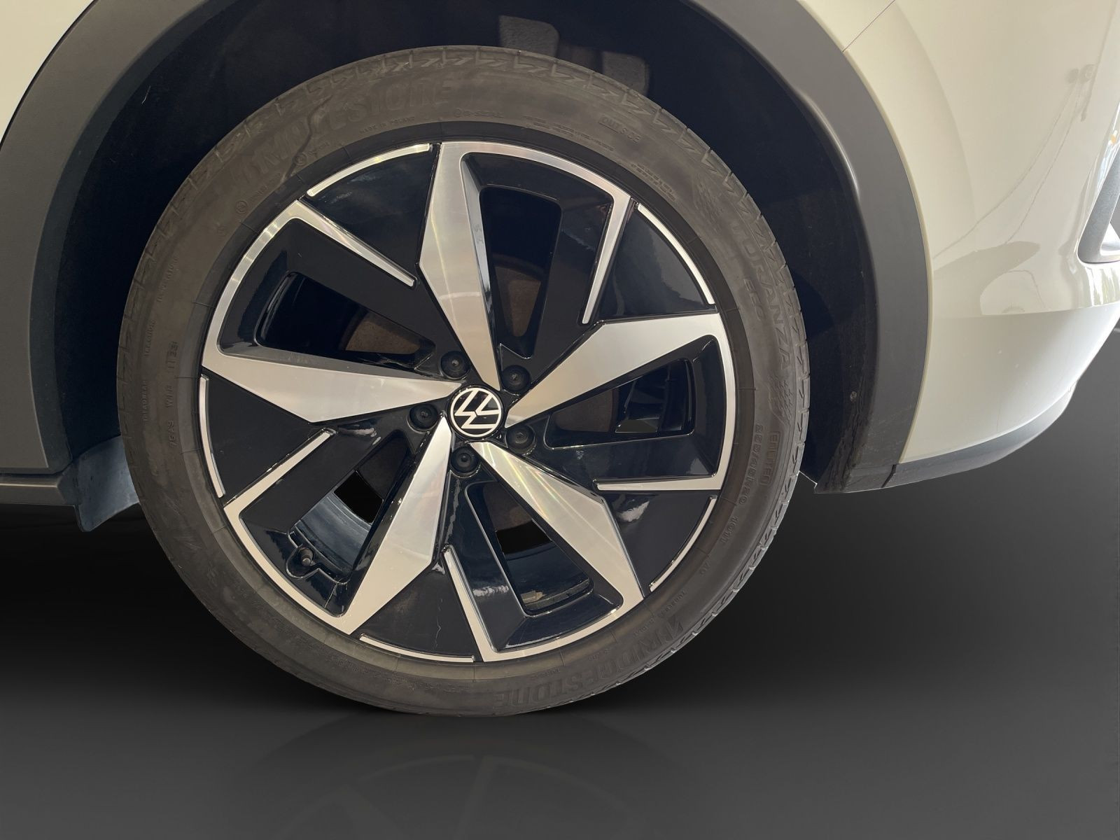 Volkswagen - ID.4_14