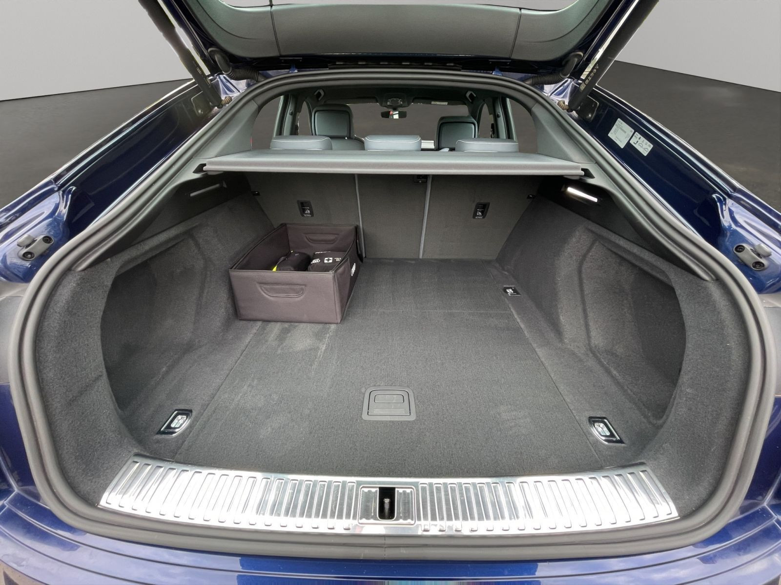 Audi - e-tron Sportback_20