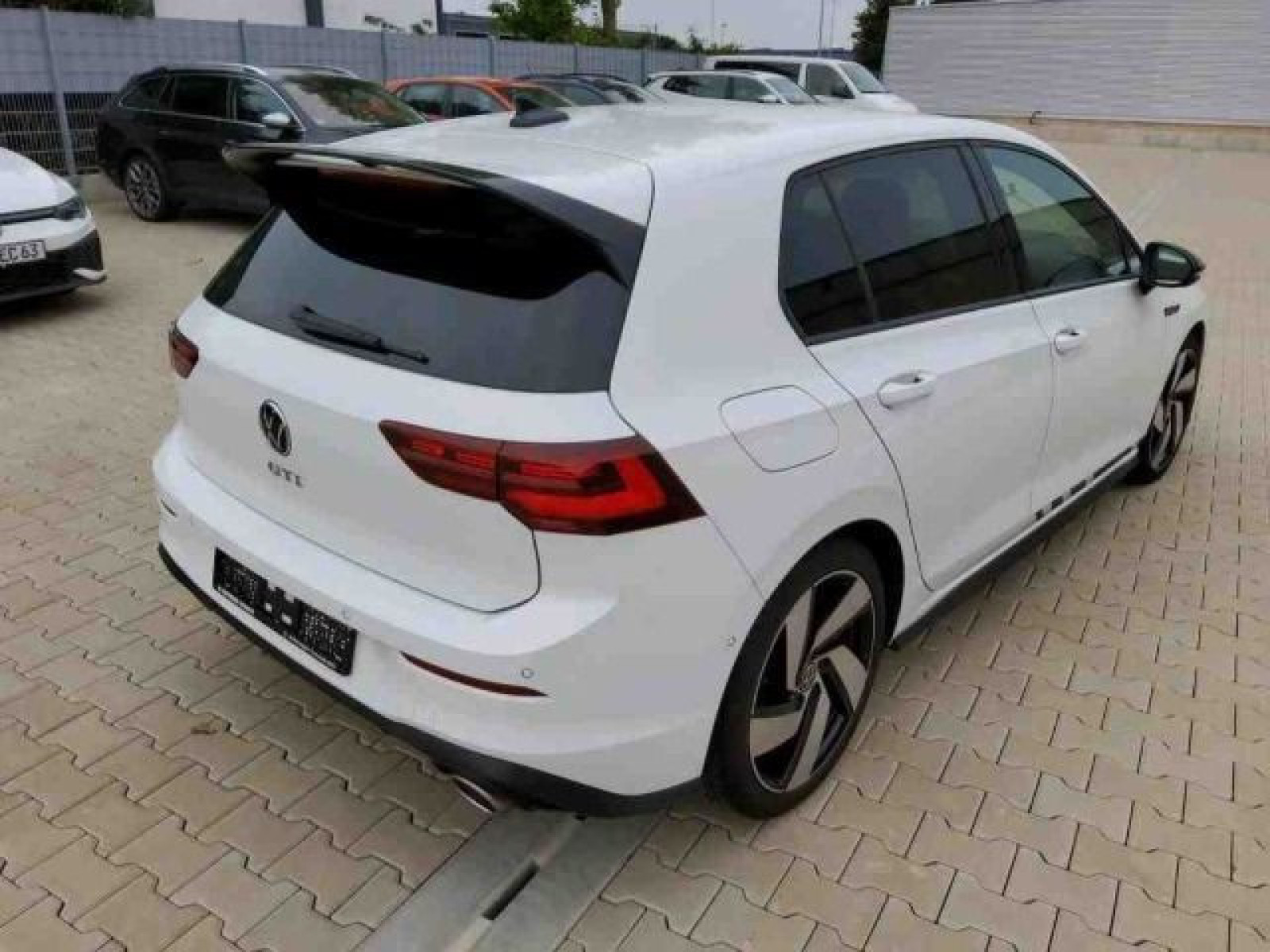 Volkswagen - Golf GTI_2