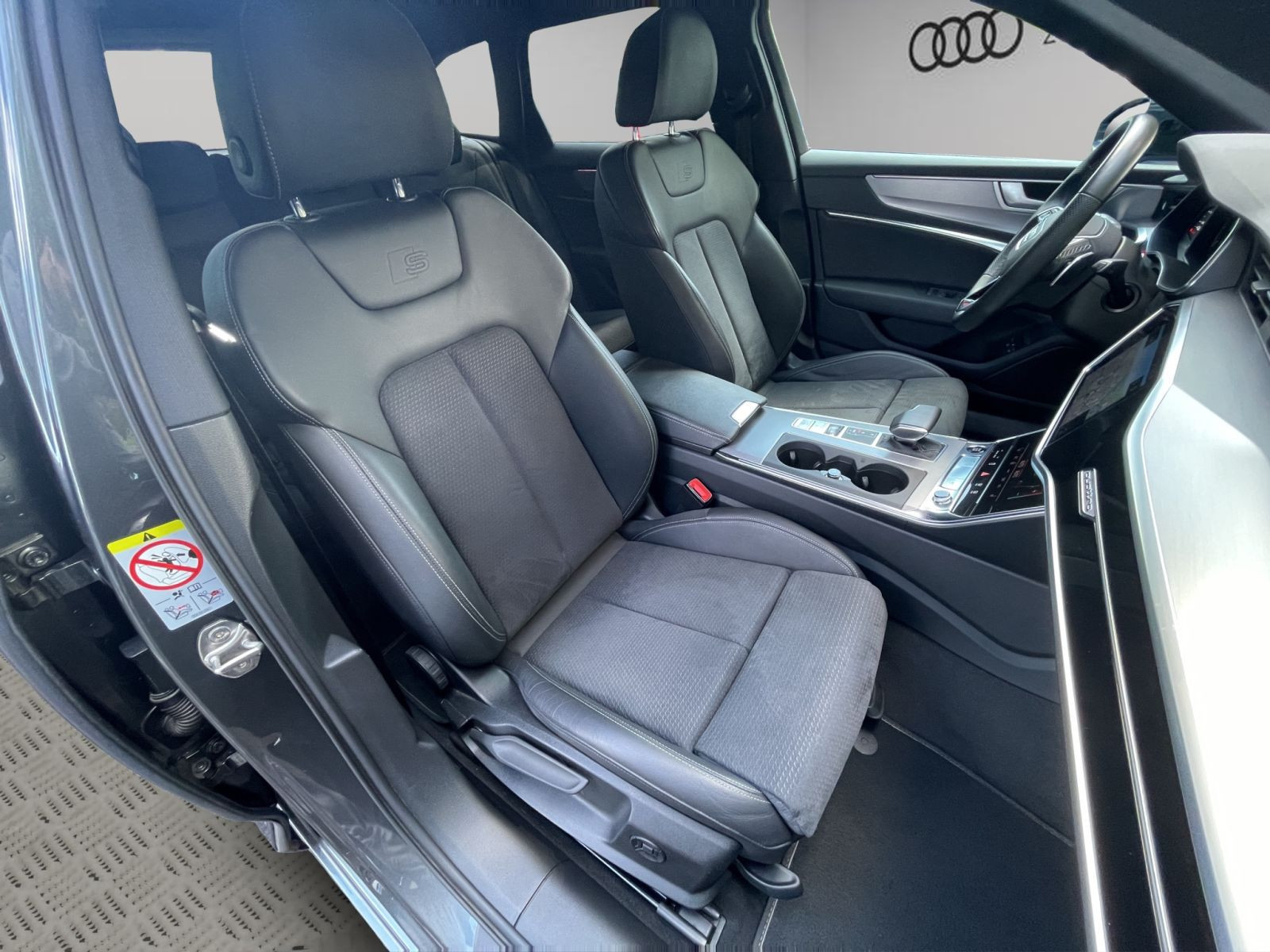 Audi - A6 Avant_19
