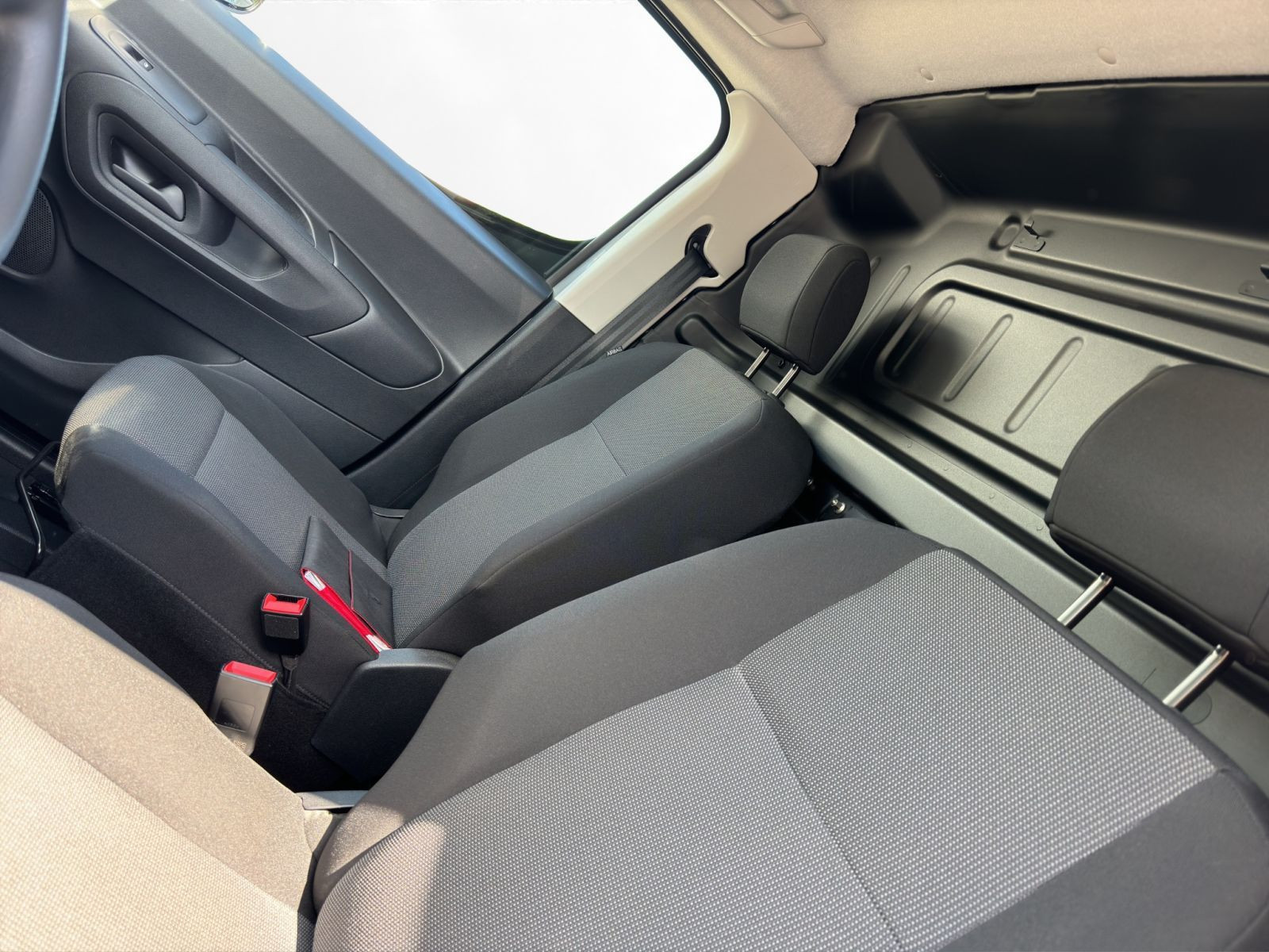 Citroën - Berlingo_13