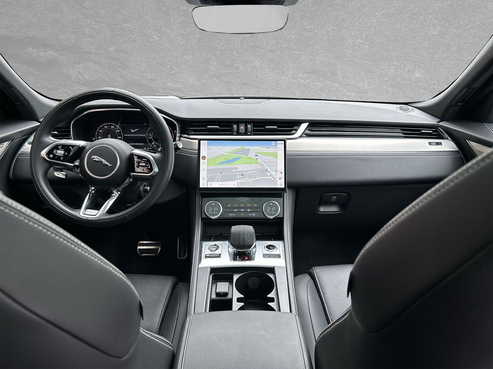 Jaguar - F-Pace_4