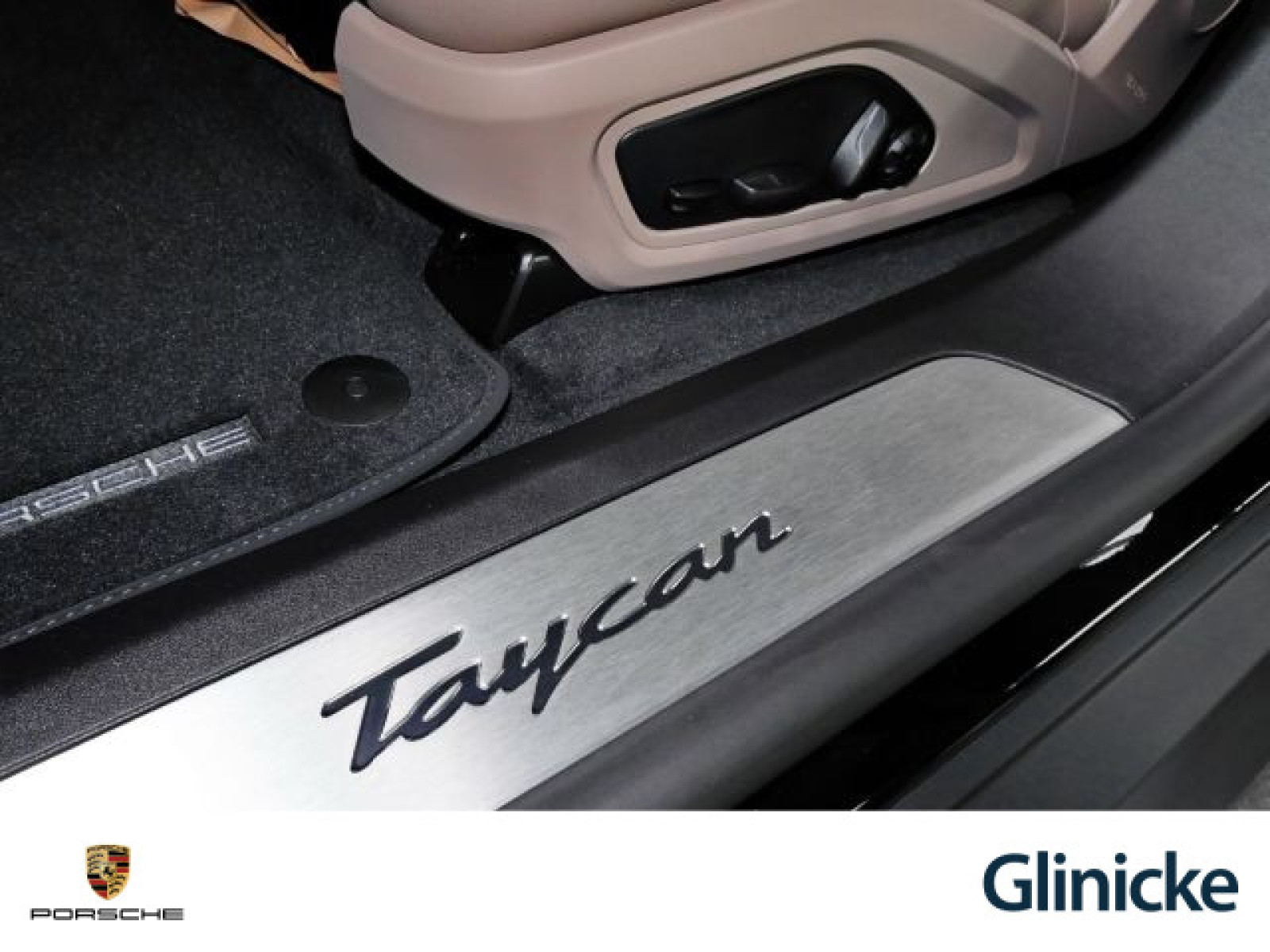 Porsche - Taycan_22