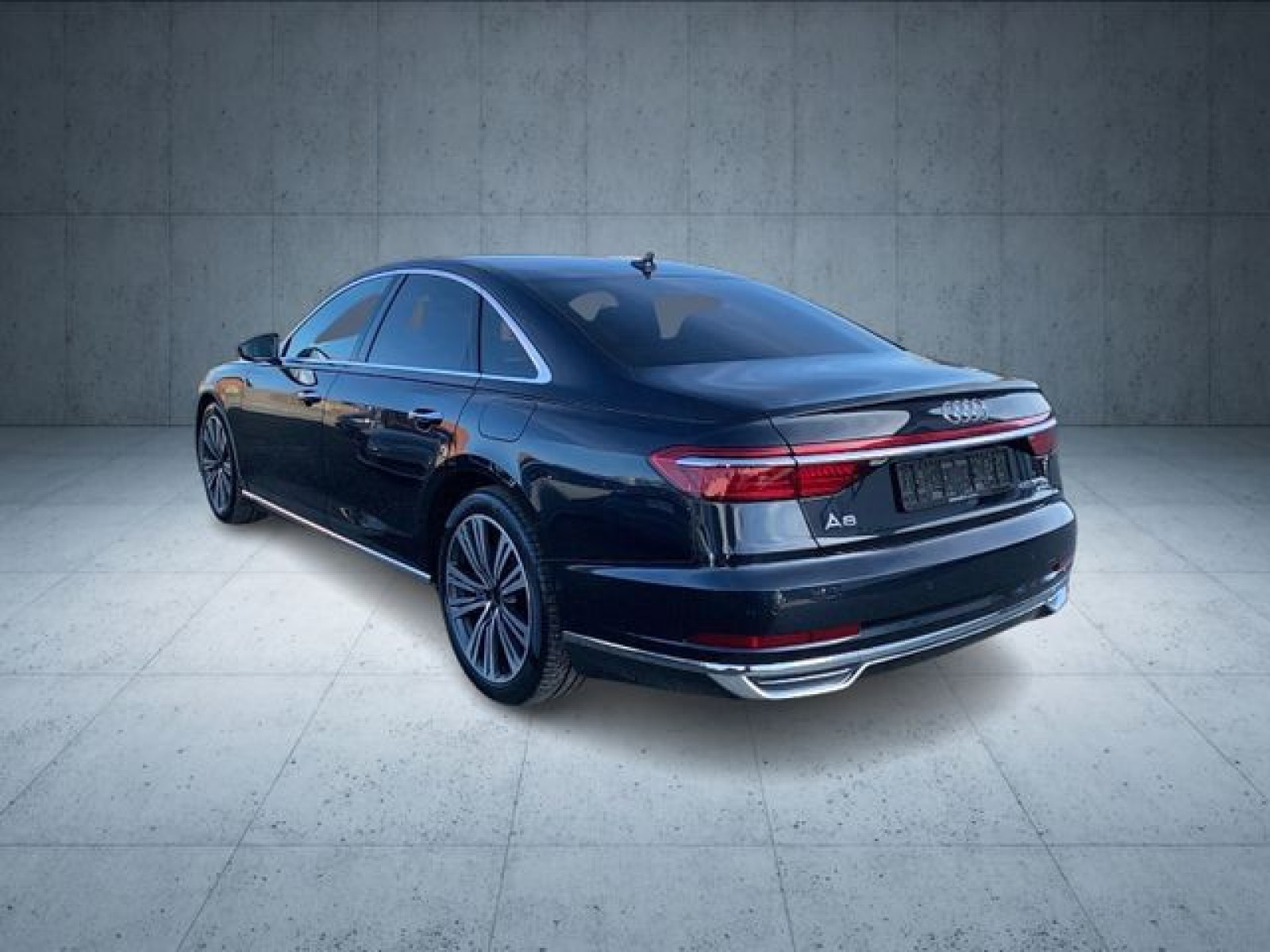 Audi - A8_6