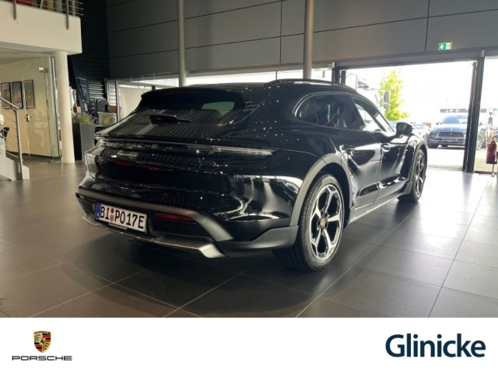 Porsche - Taycan_5