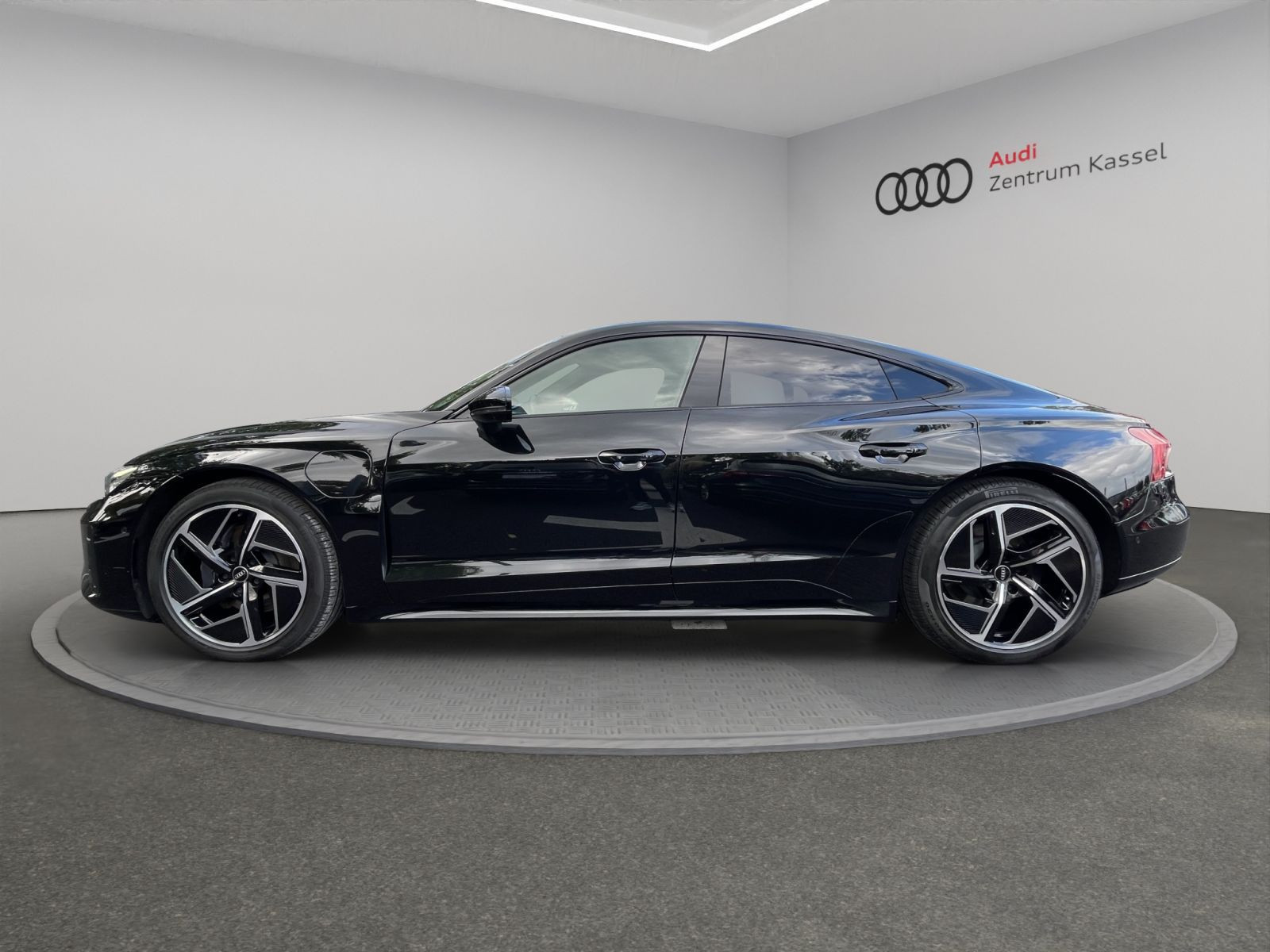 Audi - e-tron GT quattro_4