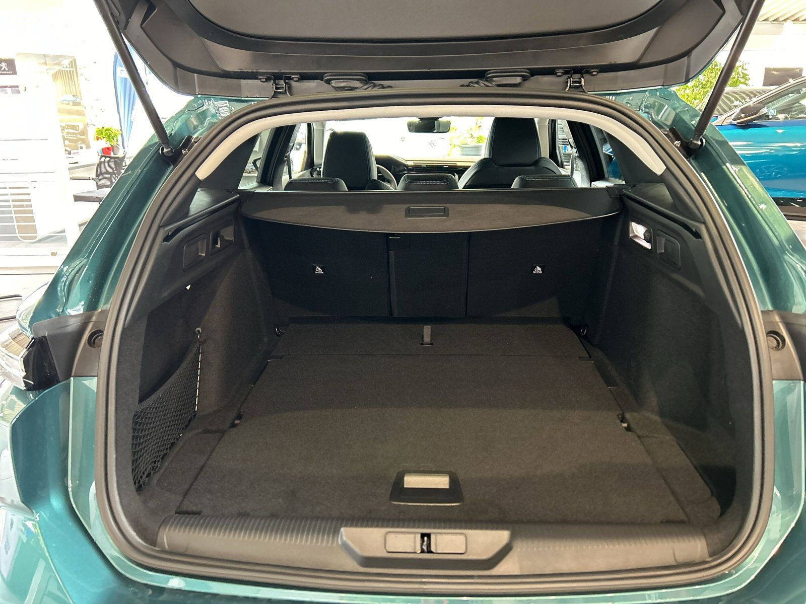 Peugeot - 308_9