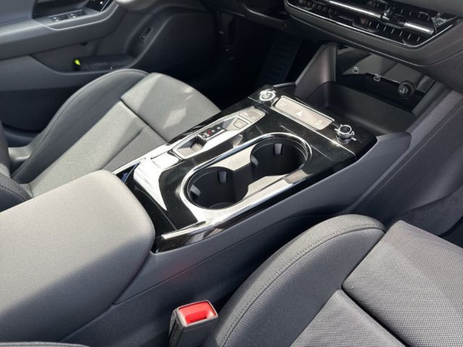 Audi - A6 Avant e-tron_24
