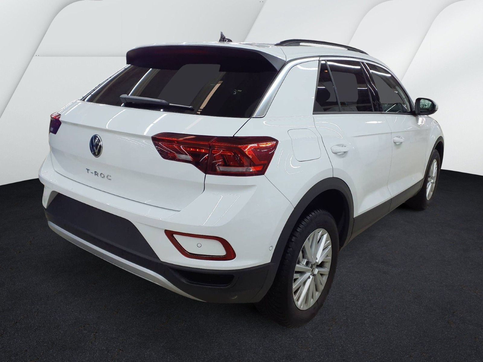 Volkswagen - T-Roc_2