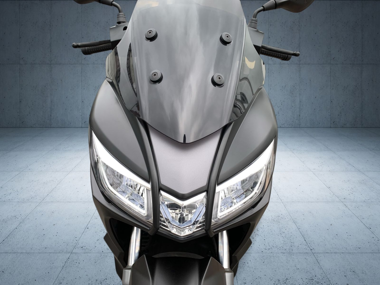 Aprilia - _10