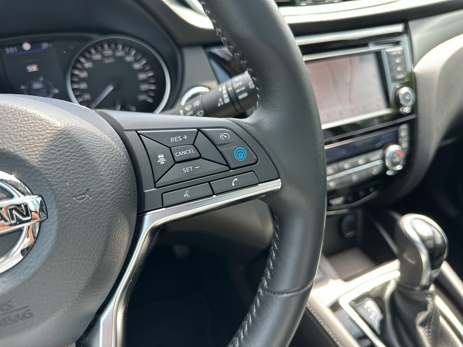 Nissan - Qashqai_25