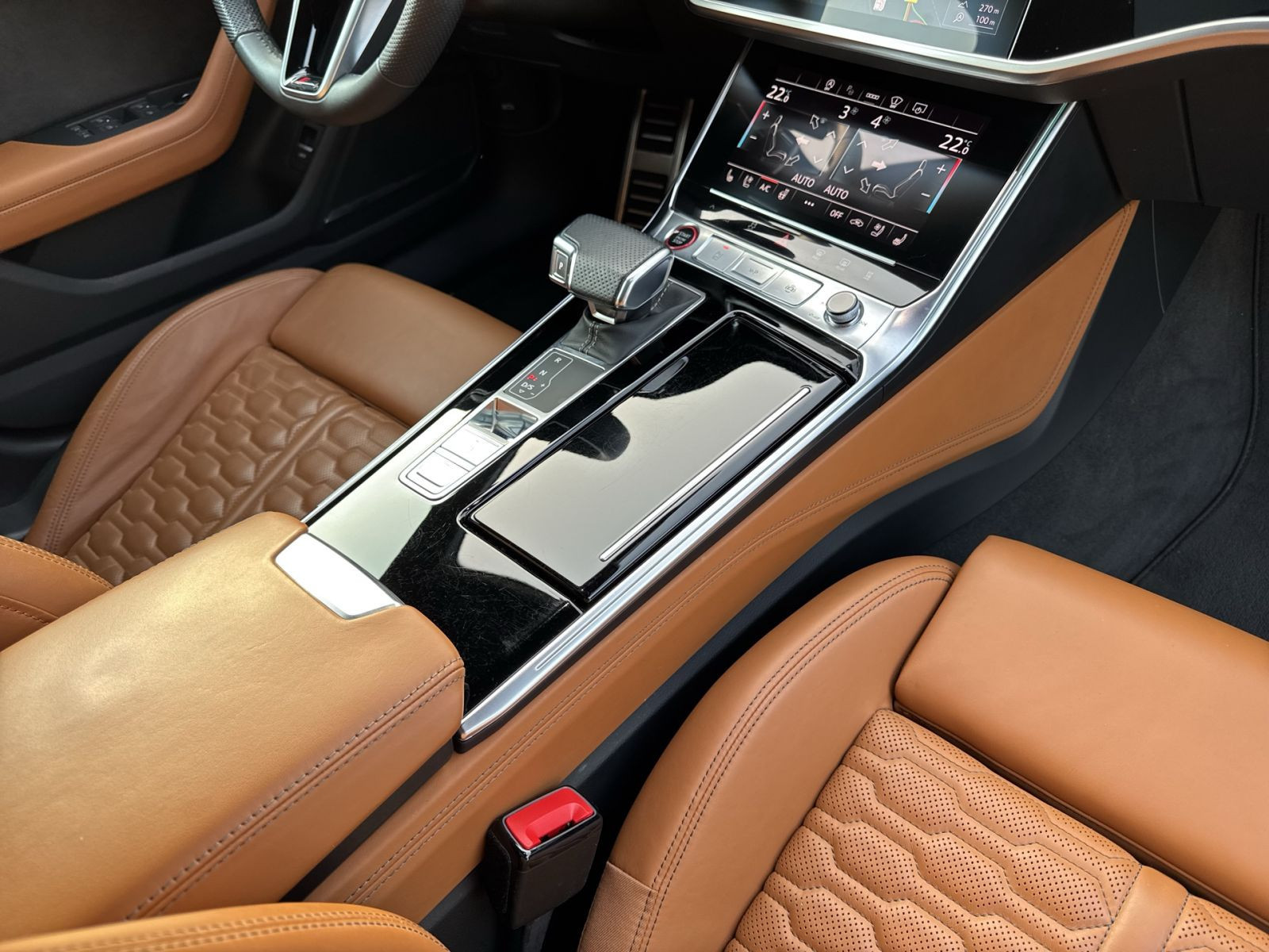 Audi - RS 6 Avant_24